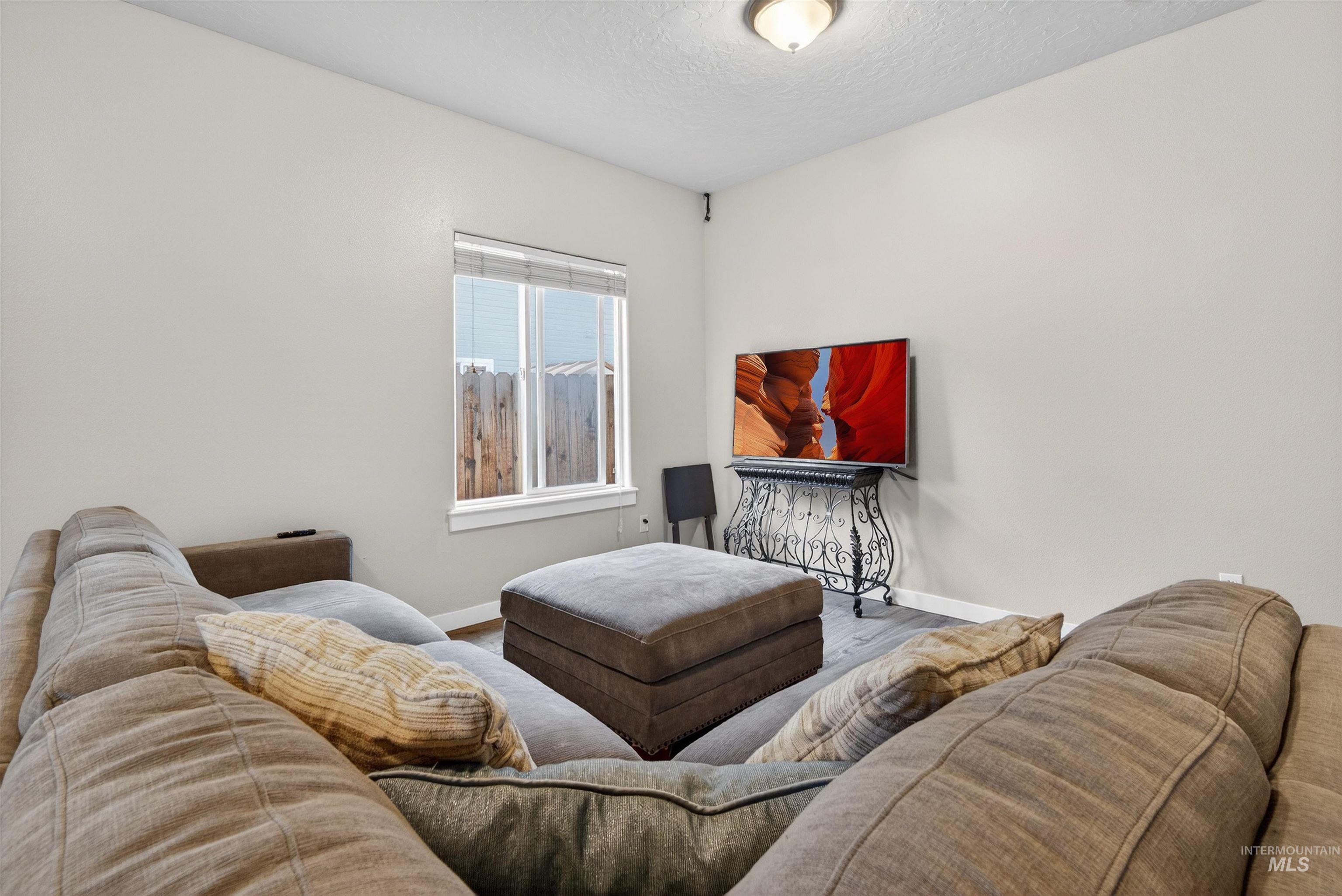 6284 N Silver Elm Way, Meridian, Idaho 83646, 4 Bedrooms, 2.5 Bathrooms, Residential For Sale, Price $529,900, 98978106