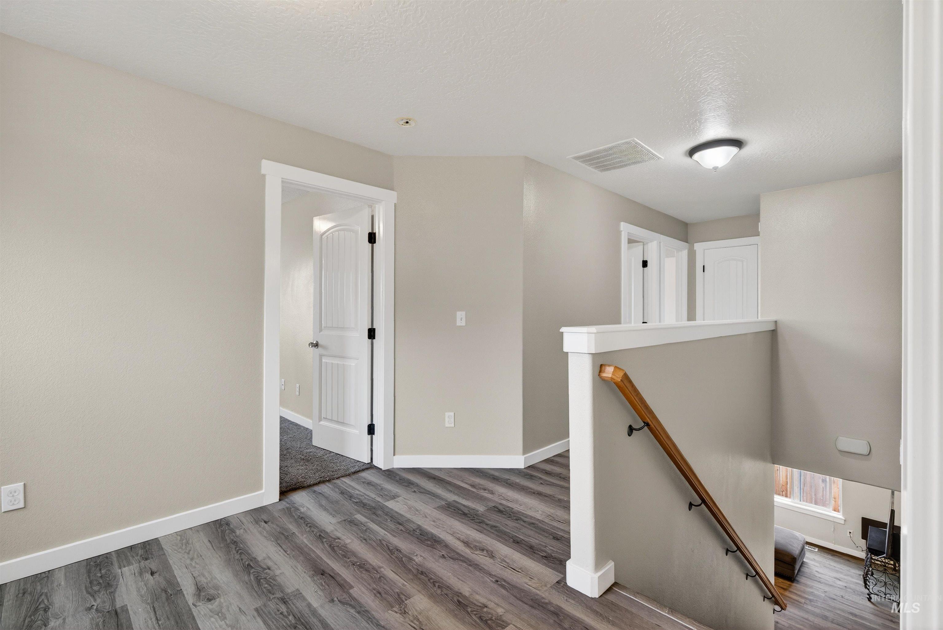 6284 N Silver Elm Way, Meridian, Idaho 83646, 4 Bedrooms, 2.5 Bathrooms, Residential For Sale, Price $529,900, 98978106