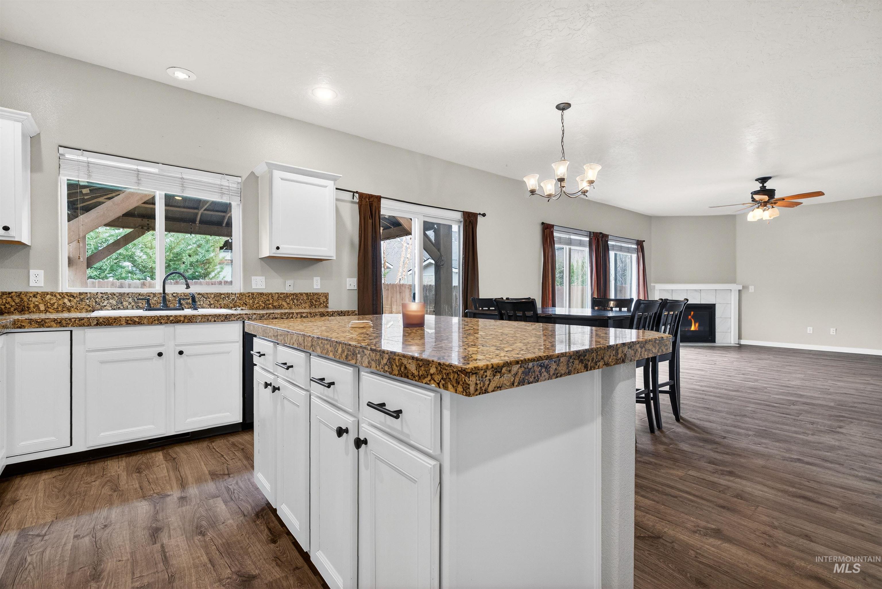 6284 N Silver Elm Way, Meridian, Idaho 83646, 4 Bedrooms, 2.5 Bathrooms, Residential For Sale, Price $529,900, 98978106