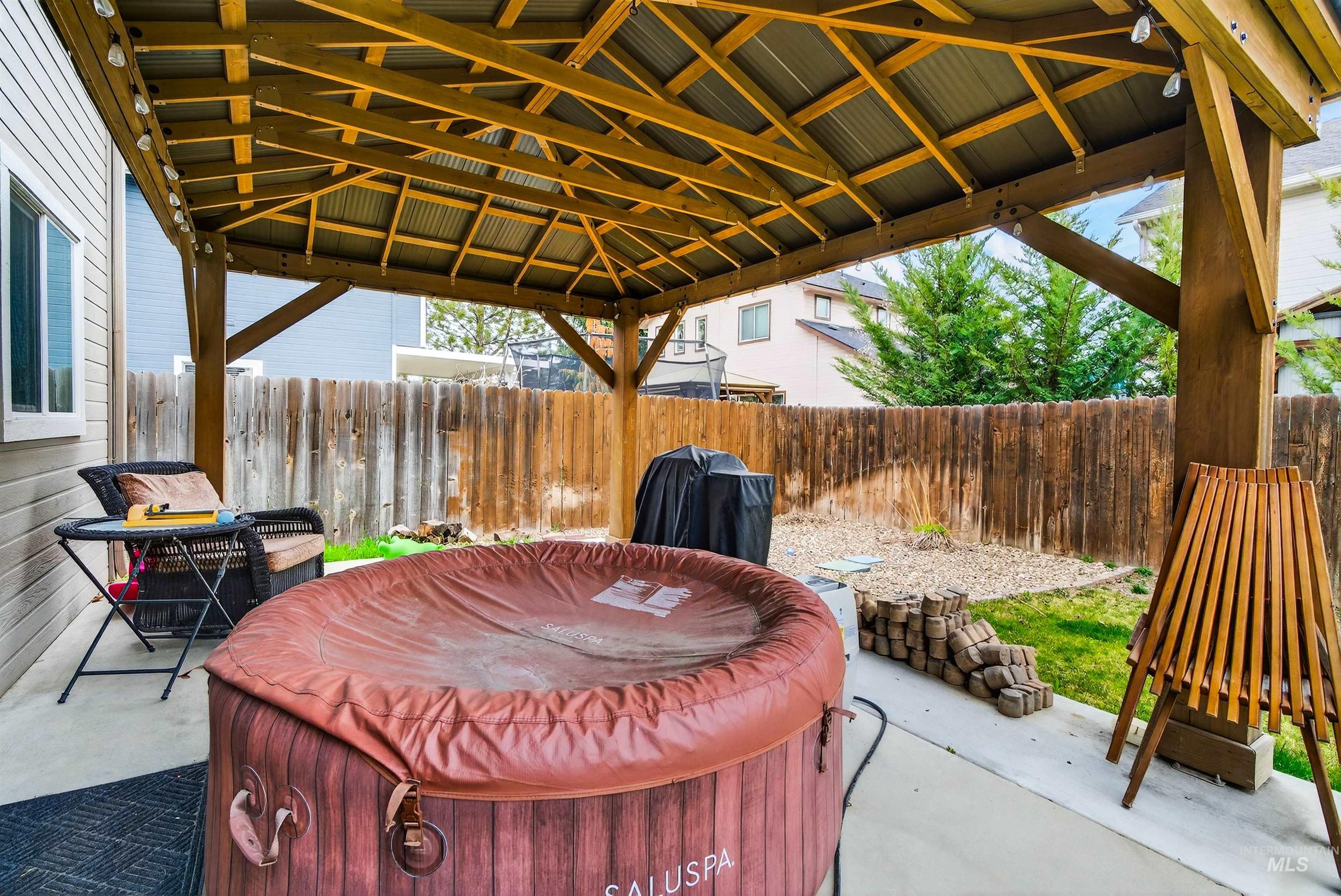 6284 N Silver Elm Way, Meridian, Idaho 83646, 4 Bedrooms, 2.5 Bathrooms, Residential For Sale, Price $529,900, 98978106