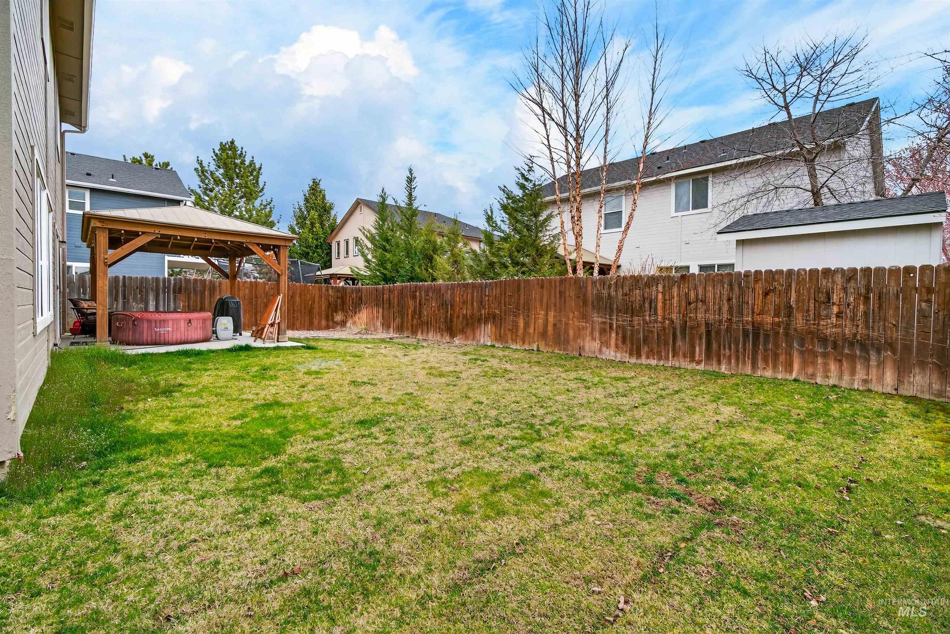 6284 N Silver Elm Way, Meridian, Idaho 83646, 4 Bedrooms, 2.5 Bathrooms, Residential For Sale, Price $529,900, 98978106