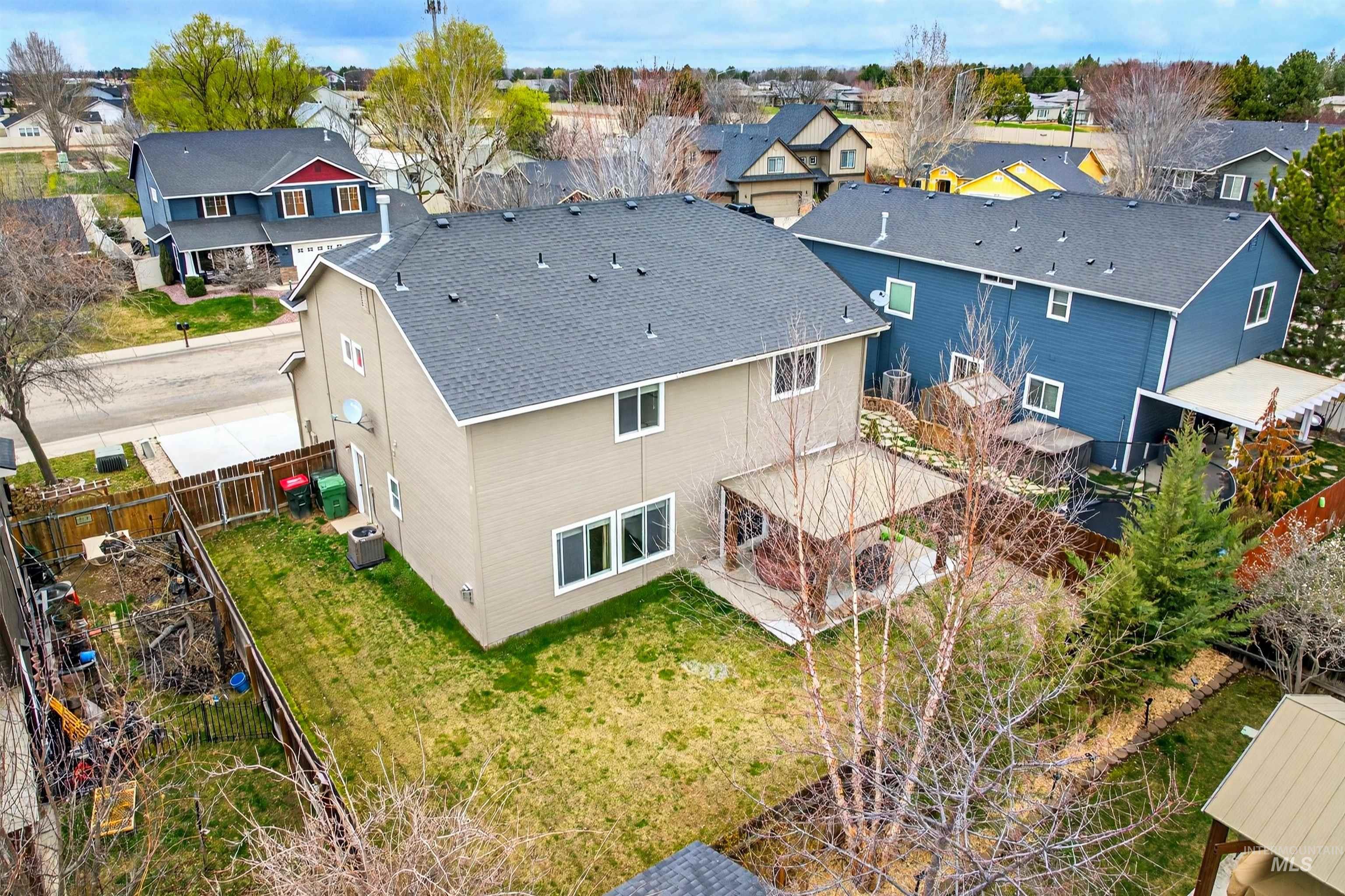 6284 N Silver Elm Way, Meridian, Idaho 83646, 4 Bedrooms, 2.5 Bathrooms, Residential For Sale, Price $529,900, 98978106