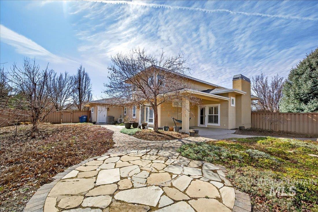 4738 S Longmoor Ave, Boise, Idaho 83709, 3 Bedrooms, 3 Bathrooms, Residential For Sale, Price $689,900, 98978108