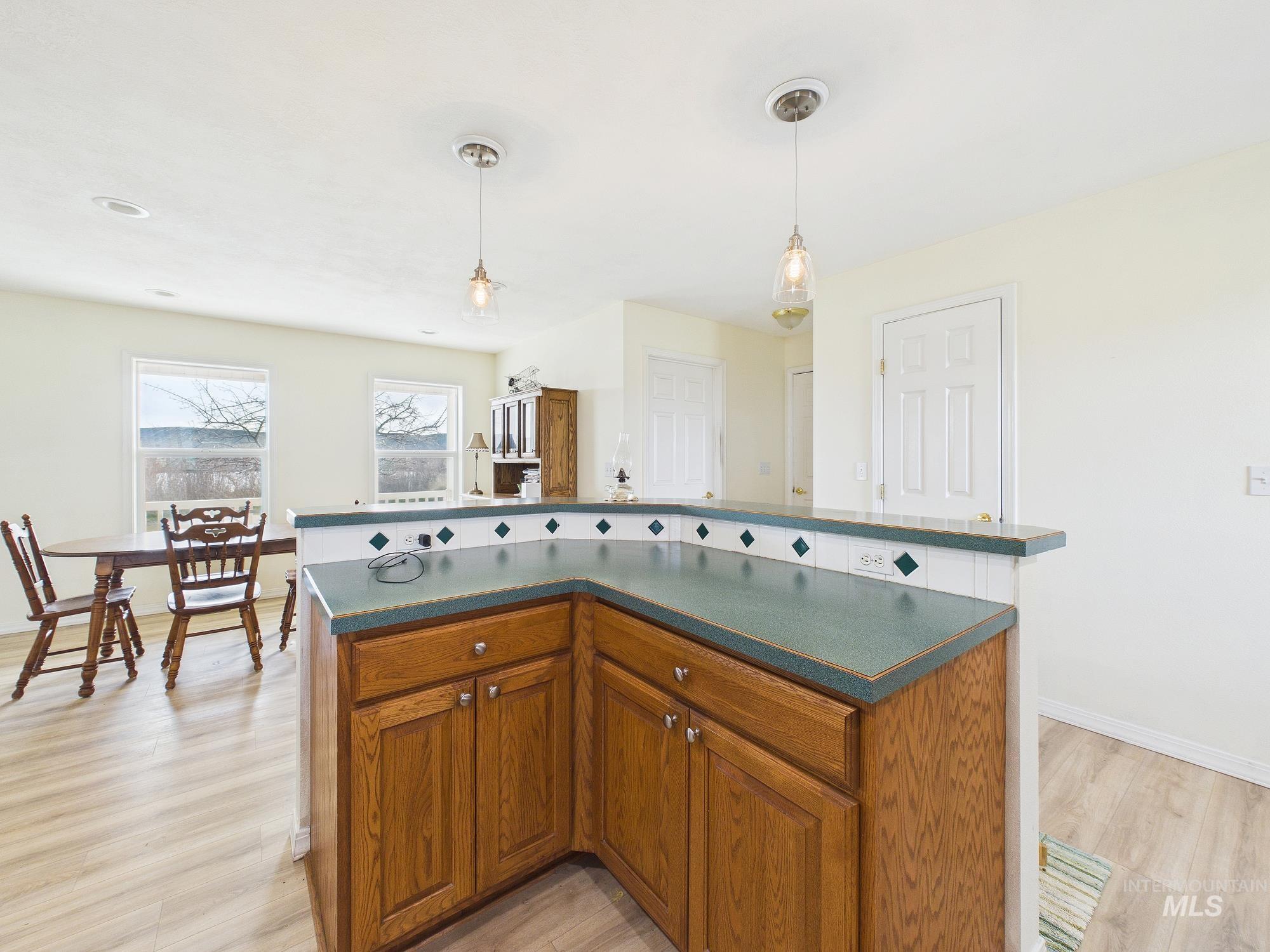 2395 Airport Rd, Emmett, Idaho 83617, 3 Bedrooms, 2 Bathrooms, Residential For Sale, Price $850,000, 98978109