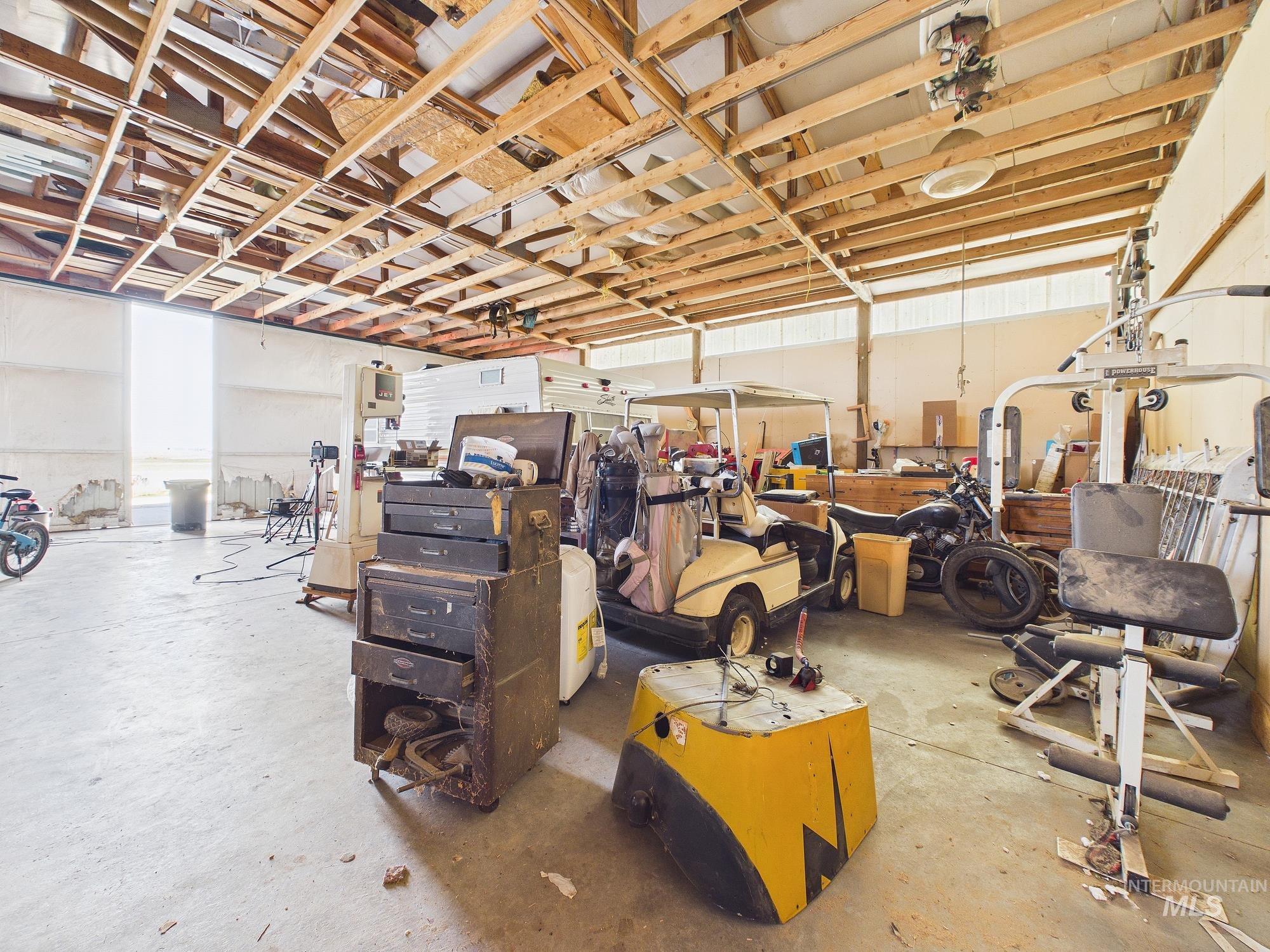 2395 Airport Rd, Emmett, Idaho 83617, 3 Bedrooms, 2 Bathrooms, Residential For Sale, Price $850,000, 98978109