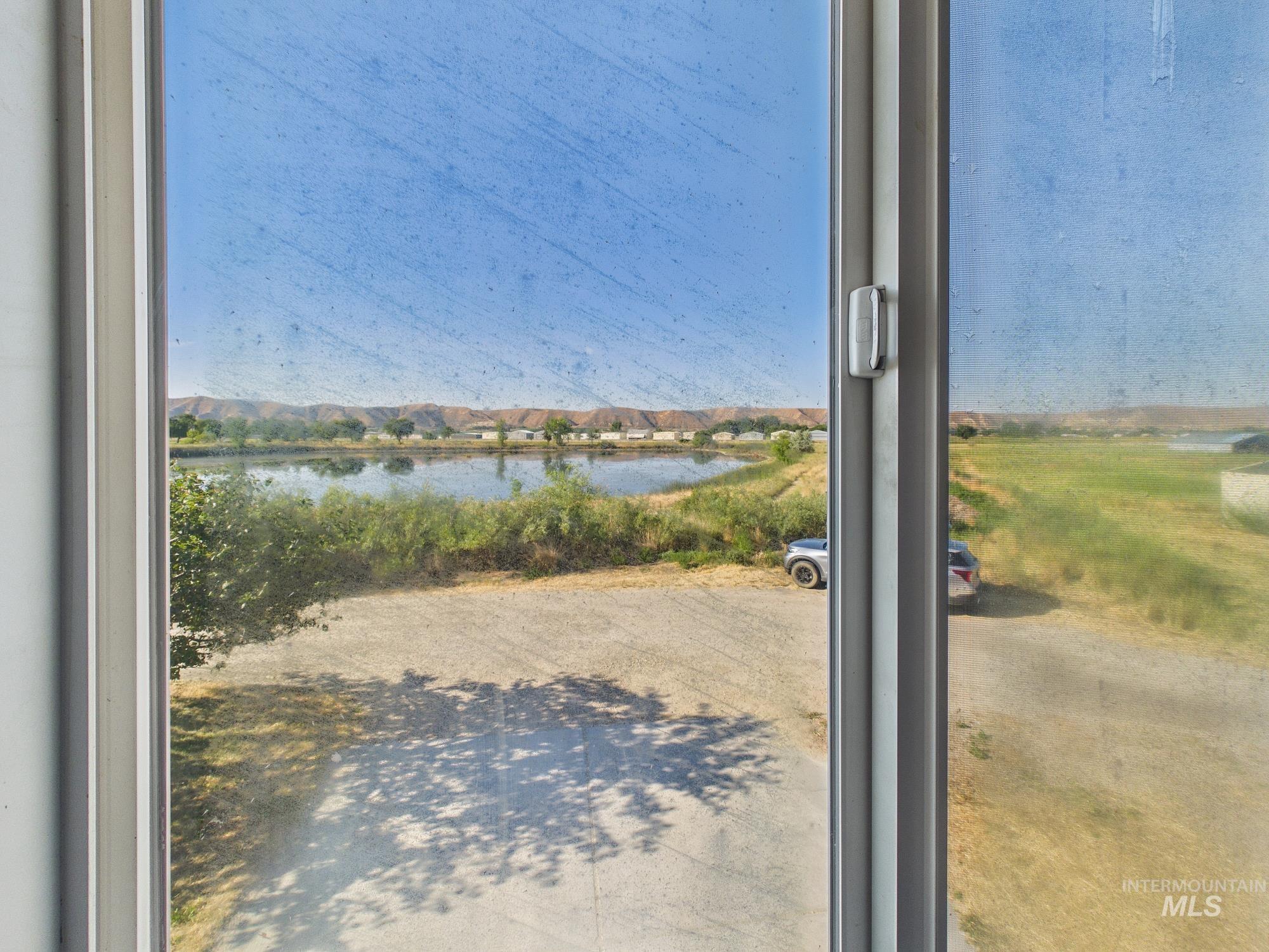 2395 Airport Rd, Emmett, Idaho 83617, 3 Bedrooms, 2 Bathrooms, Residential For Sale, Price $799,000, 98978109