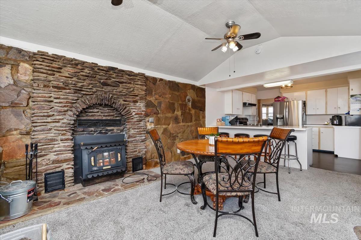 520 N 11th E., Mountain Home, Idaho 83647, 4 Bedrooms, 2 Bathrooms, Residential For Sale, Price $320,000,MLS 98978110