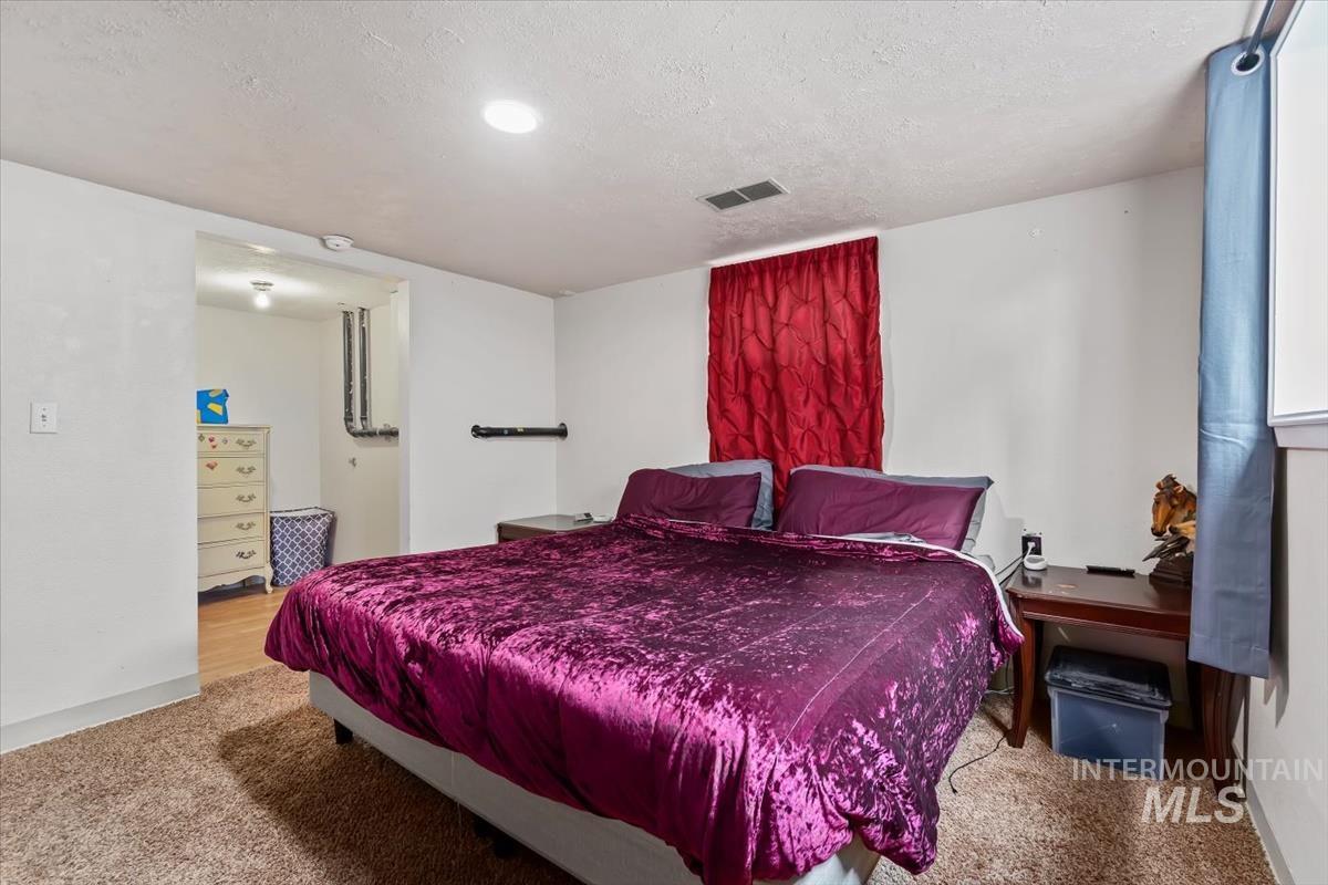 520 N 11th E., Mountain Home, Idaho 83647, 4 Bedrooms, 2 Bathrooms, Residential For Sale, Price $320,000,MLS 98978110