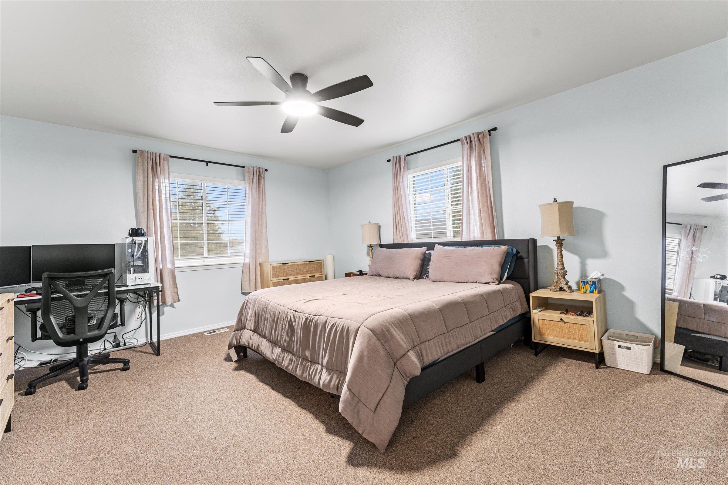 3892 E Eisenhower Dr, Meridian, Idaho 83642, 3 Bedrooms, 4 Bathrooms, Residential For Sale, Price $585,000,MLS 98978112