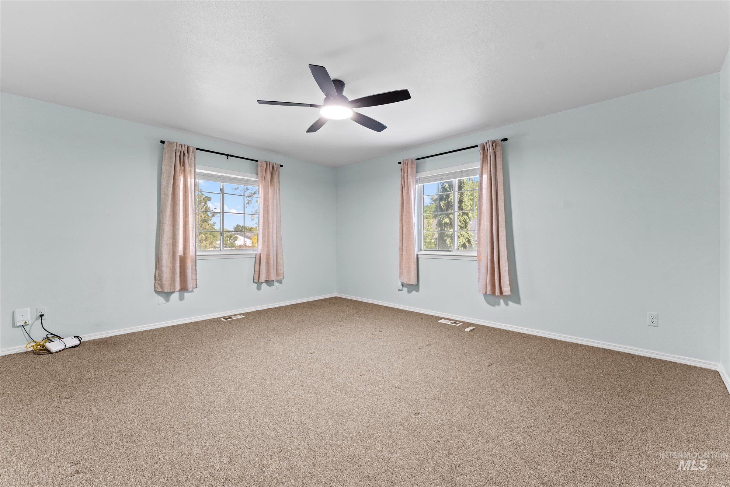 3892 E Eisenhower Dr, Meridian, Idaho 83642, 3 Bedrooms, 4 Bathrooms, Residential For Sale, Price $579,000, 98978112
