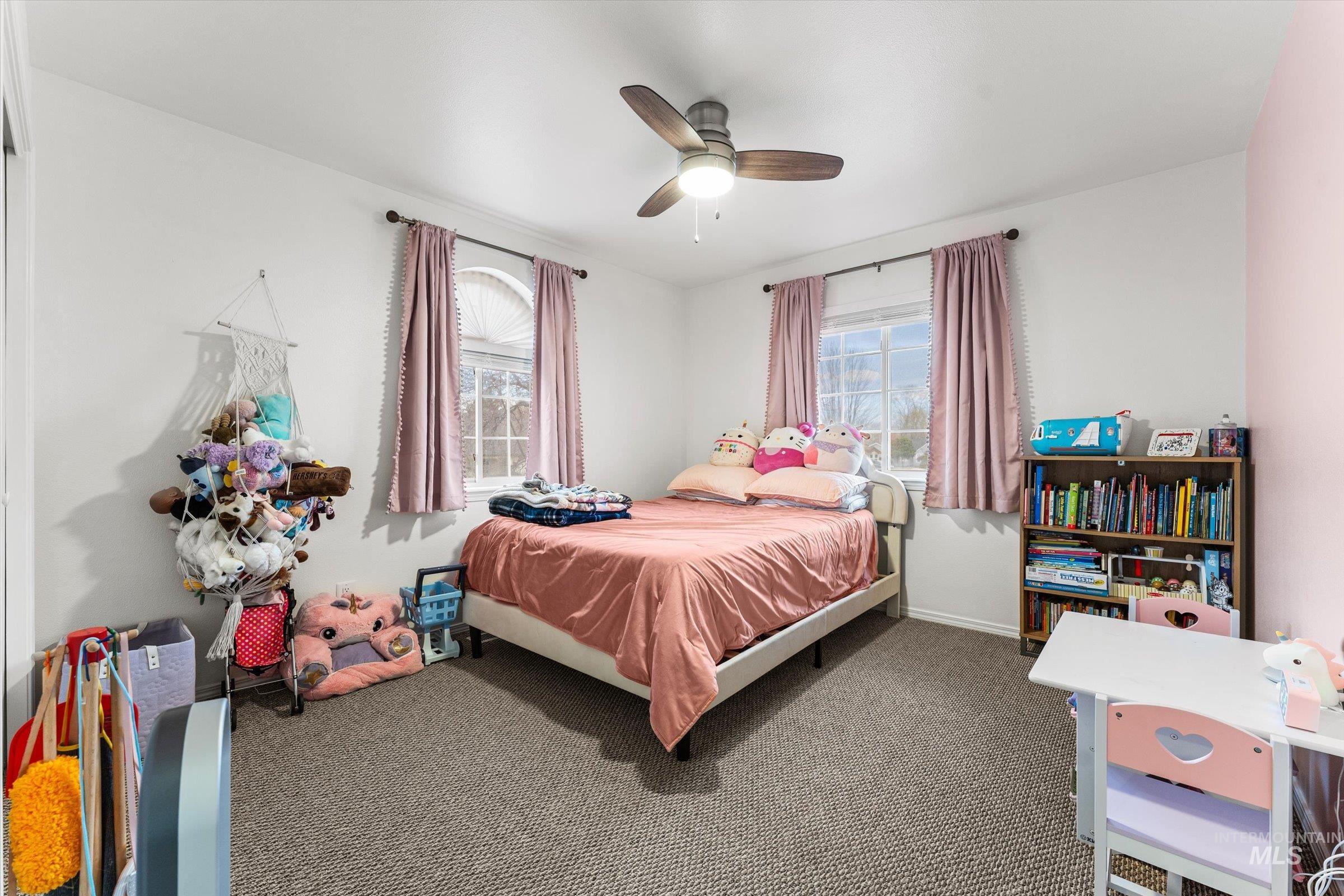 3892 E Eisenhower Dr, Meridian, Idaho 83642, 3 Bedrooms, 4 Bathrooms, Residential For Sale, Price $585,000,MLS 98978112