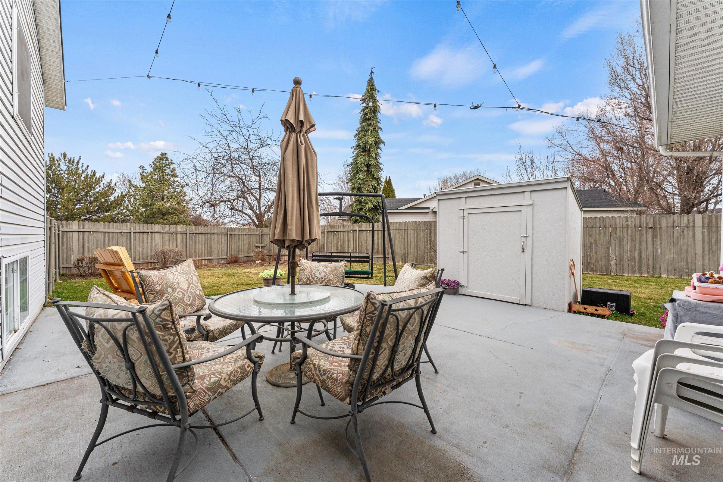 3892 E Eisenhower Dr, Meridian, Idaho 83642, 3 Bedrooms, 4 Bathrooms, Residential For Sale, Price $585,000,MLS 98978112