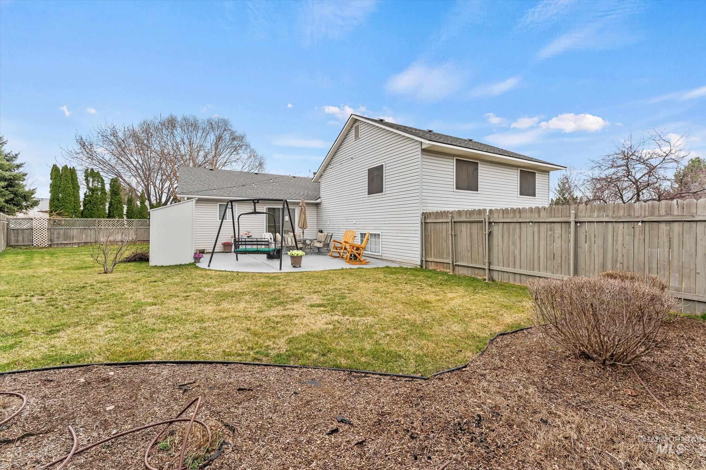 3892 E Eisenhower Dr, Meridian, Idaho 83642, 3 Bedrooms, 4 Bathrooms, Residential For Sale, Price $585,000,MLS 98978112