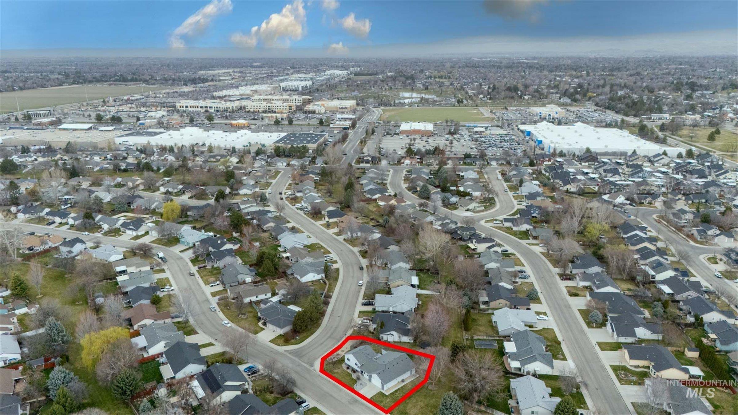 3892 E Eisenhower Dr, Meridian, Idaho 83642, 3 Bedrooms, 4 Bathrooms, Residential For Sale, Price $585,000,MLS 98978112