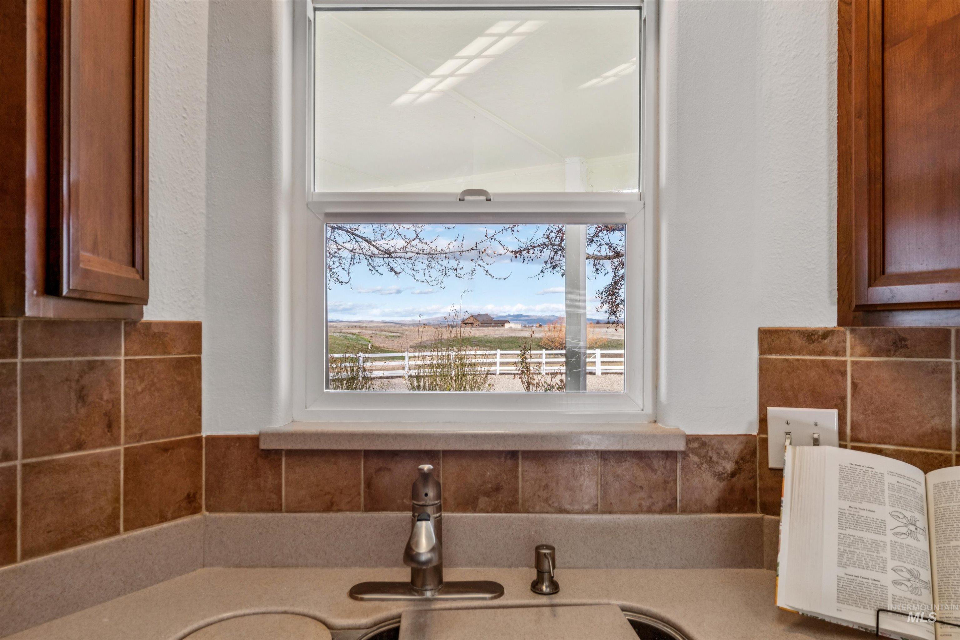 25164 Lansing Lane, Middleton, Idaho 83644, 4 Rooms, Business/Commercial For Sale, Price $875,000, 98978113