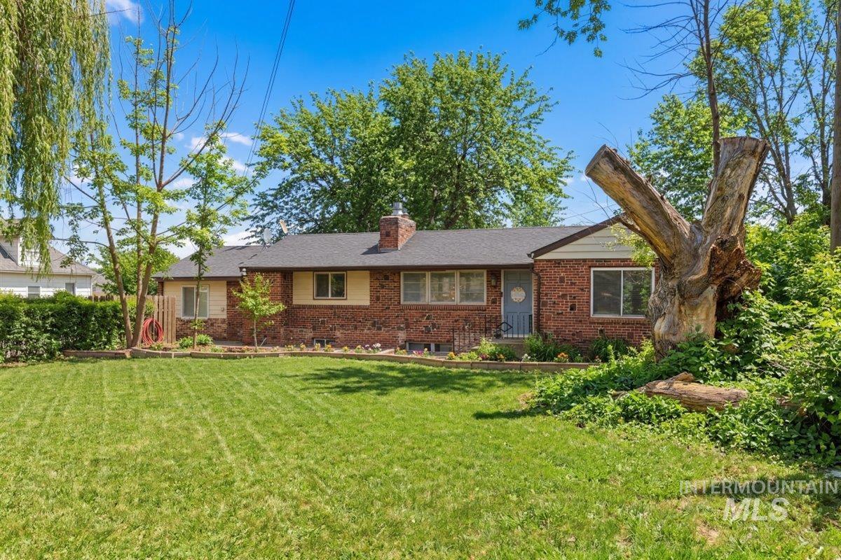 2815 S Indiana, Caldwell, Idaho 83605, 3 Bedrooms, 2 Bathrooms, Residential For Sale, Price $439,900, 98978115