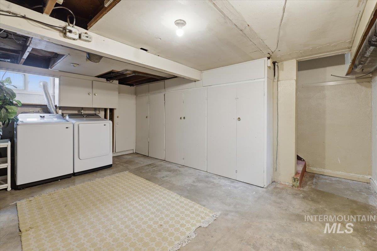 2815 S Indiana, Caldwell, Idaho 83605, 3 Bedrooms, 2 Bathrooms, Residential For Sale, Price $439,900, 98978115