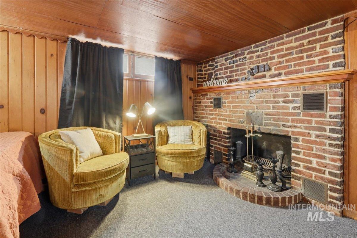 2815 S Indiana, Caldwell, Idaho 83605, 3 Bedrooms, 2 Bathrooms, Residential For Sale, Price $439,900, 98978115