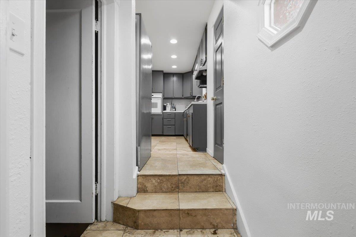 2815 S Indiana, Caldwell, Idaho 83605, 3 Bedrooms, 2 Bathrooms, Residential For Sale, Price $439,900, 98978115