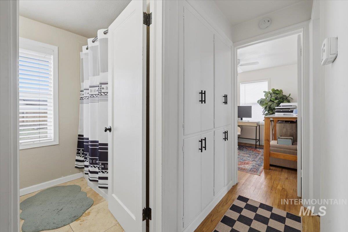 2815 S Indiana, Caldwell, Idaho 83605, 3 Bedrooms, 2 Bathrooms, Residential For Sale, Price $439,900, 98978115