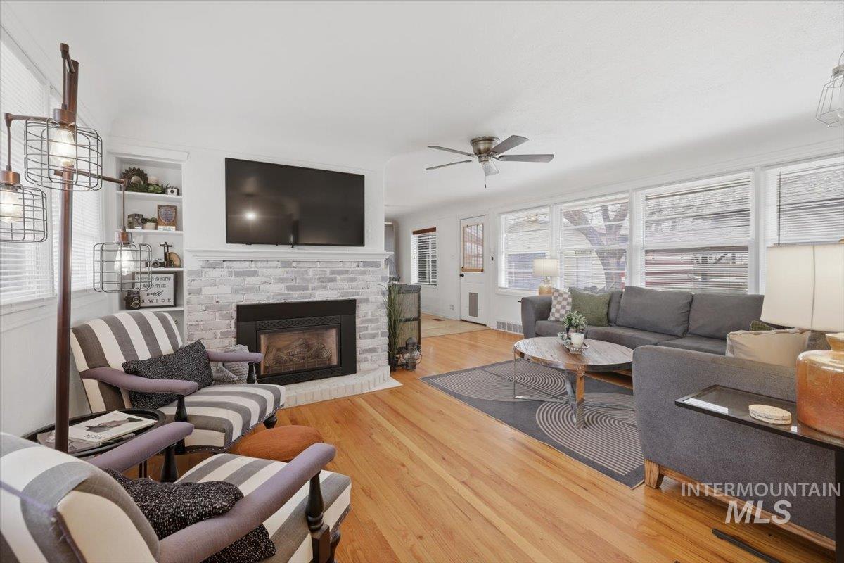 2815 S Indiana, Caldwell, Idaho 83605, 3 Bedrooms, 2 Bathrooms, Residential For Sale, Price $439,900, 98978115