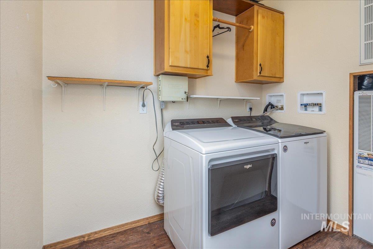 5755 N Confederate Lane, Garden City, Idaho 83714, 3 Bedrooms, 2 Bathrooms, Residential For Sale, Price $190,000, 98978116