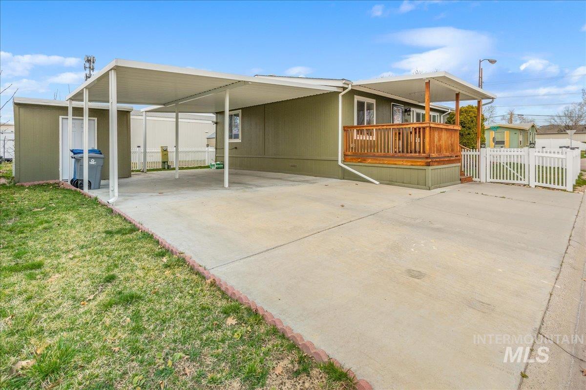 5755 N Confederate Lane, Garden City, Idaho 83714, 3 Bedrooms, 2 Bathrooms, Residential For Sale, Price $190,000, 98978116