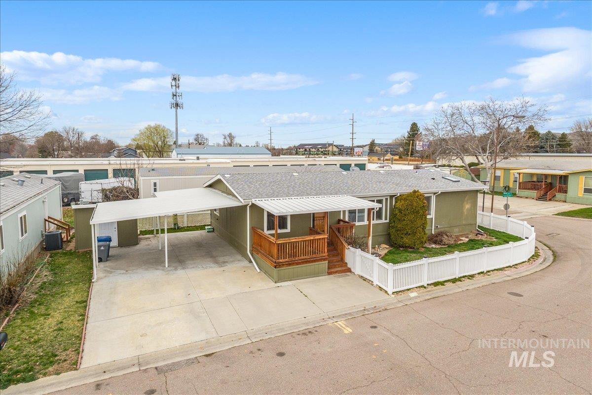 5755 N Confederate Lane, Garden City, Idaho 83714, 3 Bedrooms, 2 Bathrooms, Residential For Sale, Price $190,000, 98978116