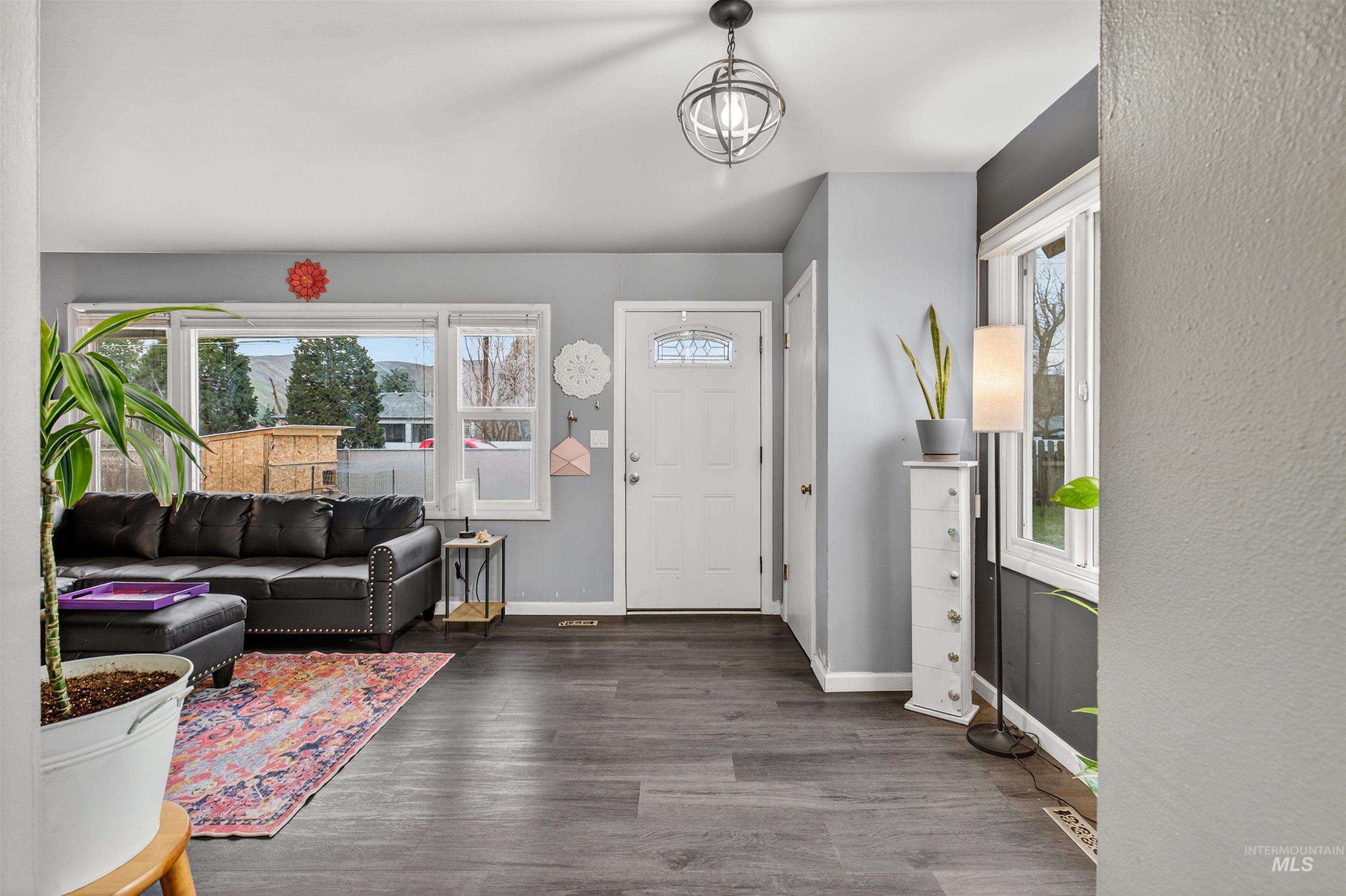 1409 Elm Street, Clarkston, Washington 99403, 3 Bedrooms, 1 Bathroom, Residential For Sale, Price $295,000, 98978118