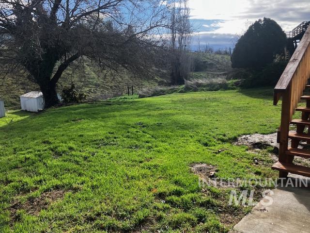 2360 Rolling Hills Drive, Clarkston, Washington 99403, 3 Bedrooms, 2 Bathrooms, Residential For Sale, Price $380,000, 98978121