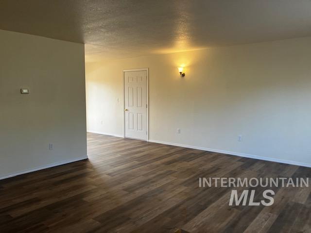 2360 Rolling Hills Drive, Clarkston, Washington 99403, 3 Bedrooms, 2 Bathrooms, Residential For Sale, Price $380,000, 98978121