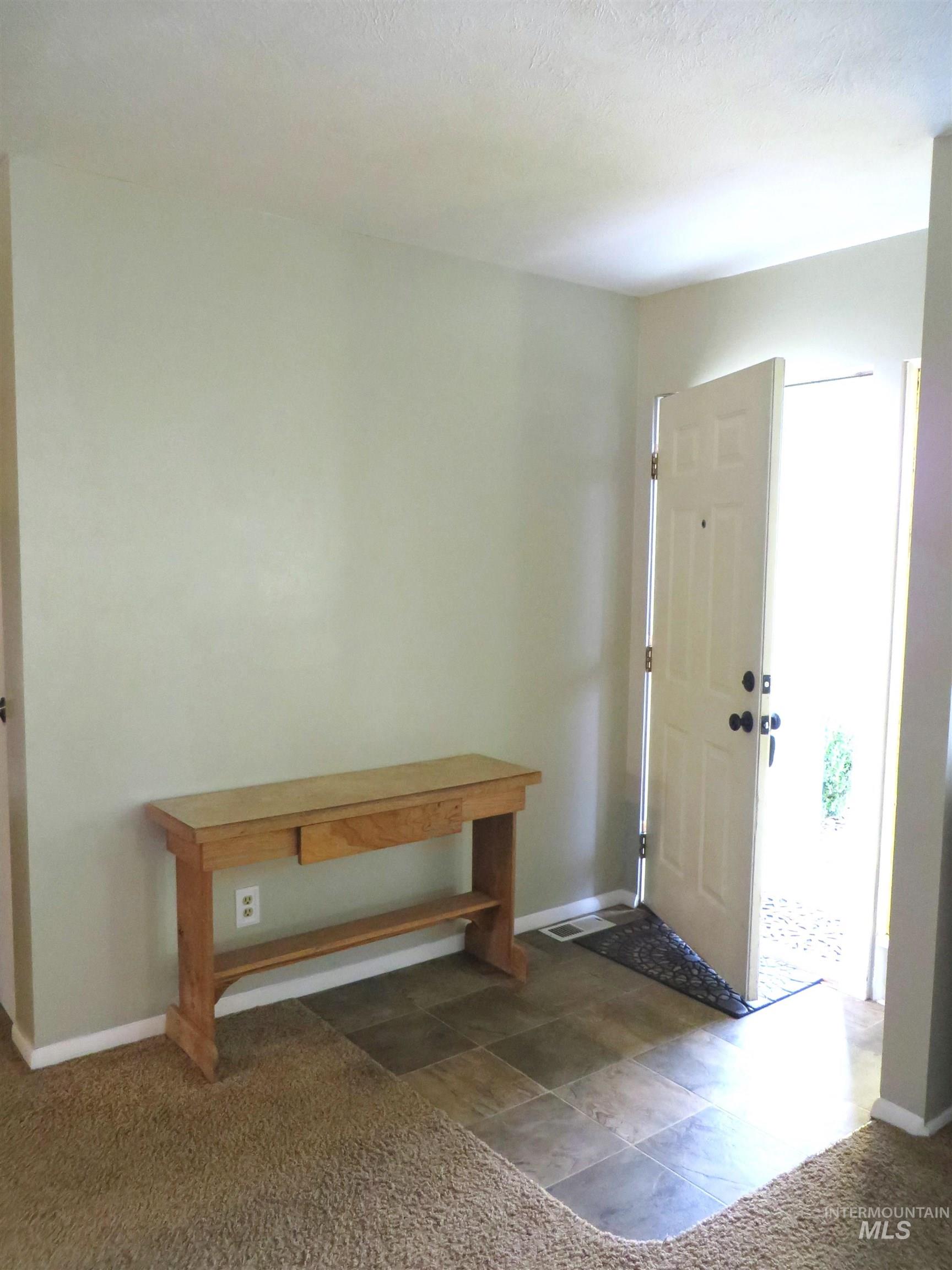 416 S Iowa, Fruitland, Idaho 83619, 3 Bedrooms, 1.5 Bathrooms, Residential For Sale, Price $310,000, 98978122