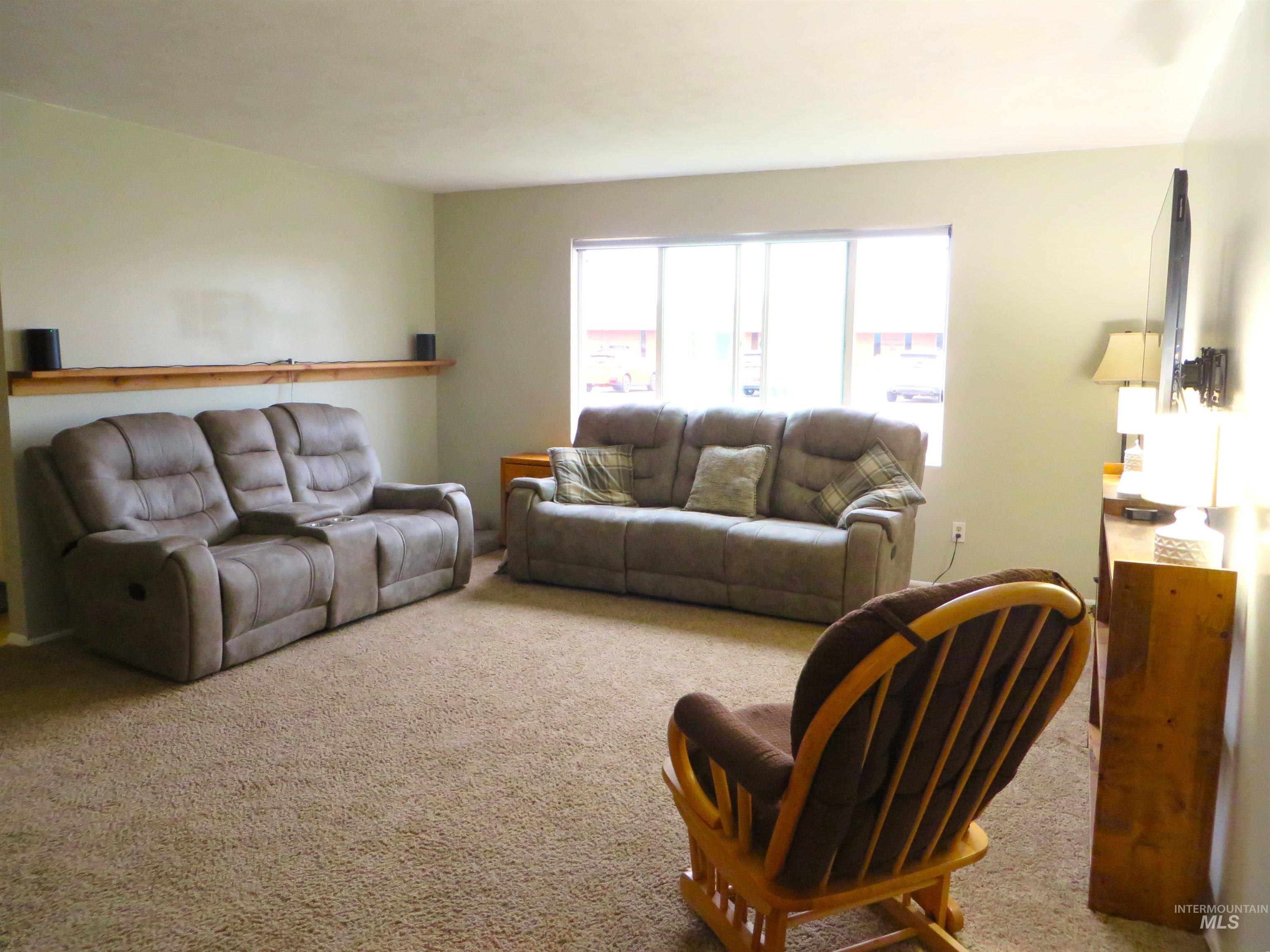 416 S Iowa, Fruitland, Idaho 83619, 3 Bedrooms, 1.5 Bathrooms, Residential For Sale, Price $310,000, 98978122