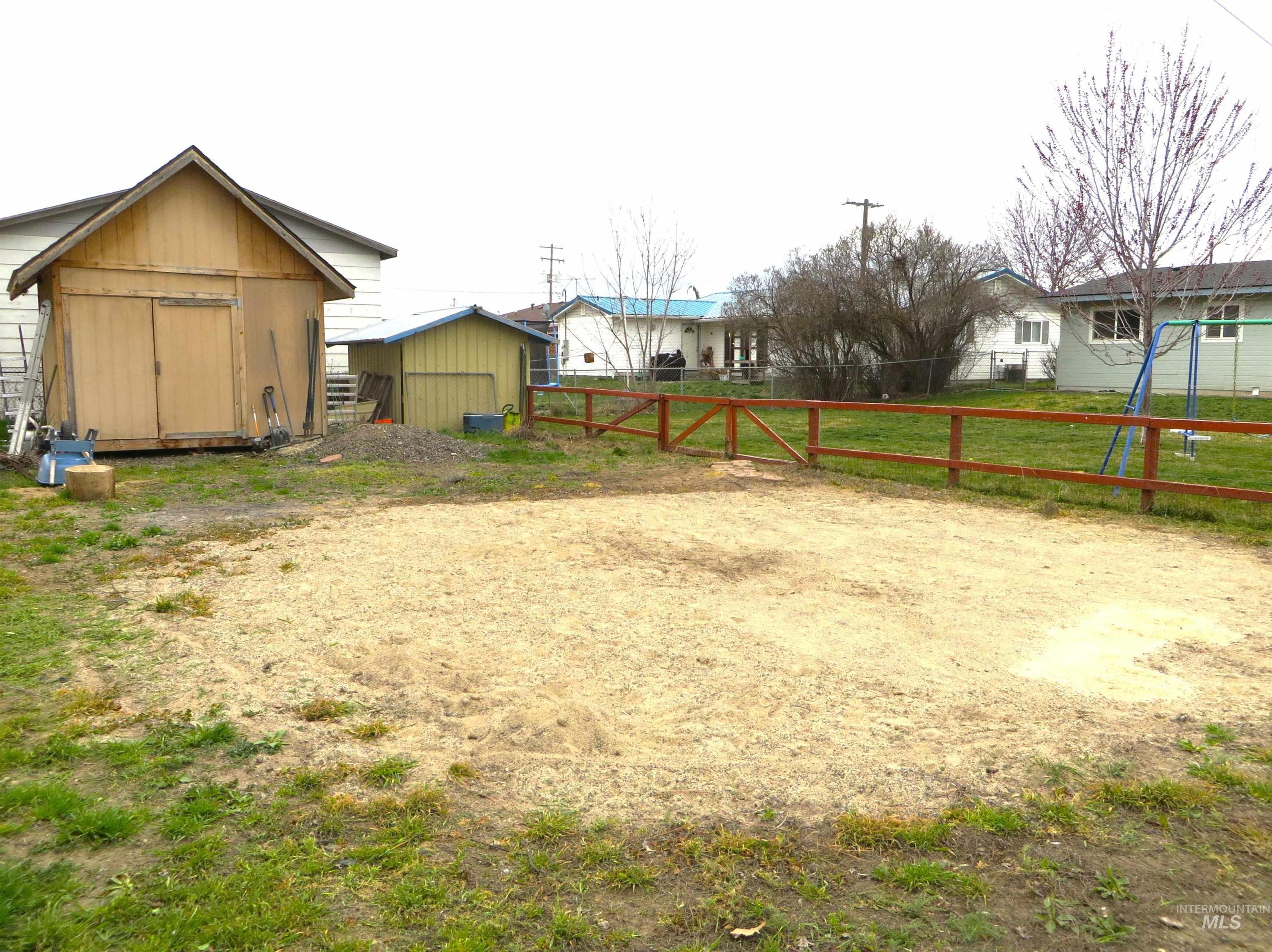 416 S Iowa, Fruitland, Idaho 83619, 3 Bedrooms, 1.5 Bathrooms, Residential For Sale, Price $310,000, 98978122