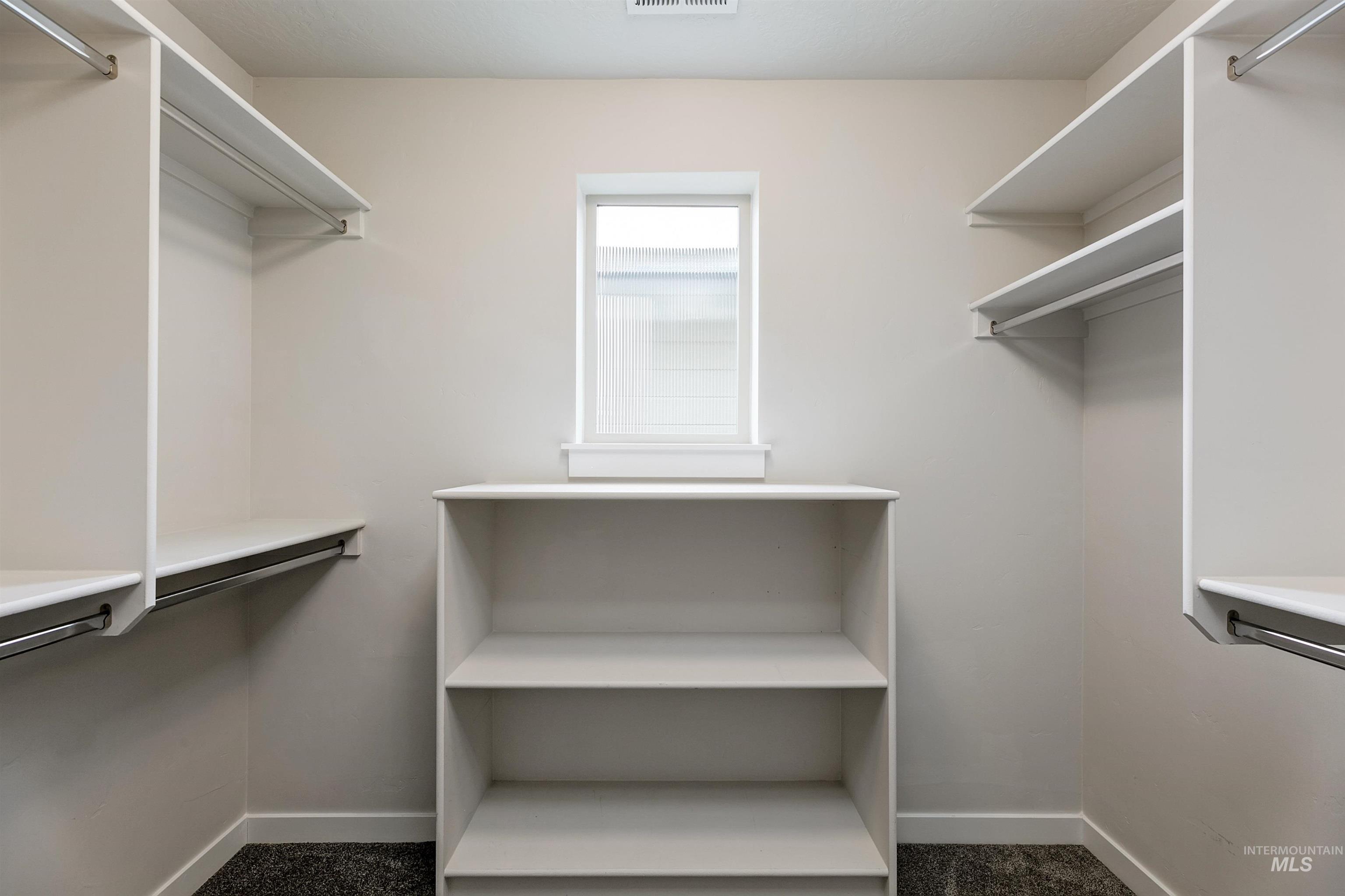 299 W Hyndman Drive, Meridian, Idaho 83642, 4 Bedrooms, 2.5 Bathrooms, Residential For Sale, Price $454,800,MLS 98978124