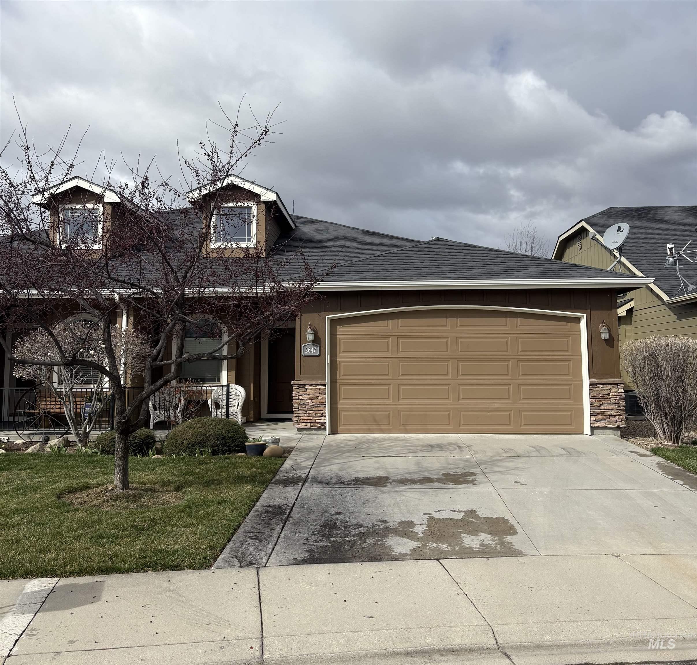 2647 S Legal Ave, Meridian, Idaho 83642, 2 Bedrooms, 2 Bathrooms, Residential For Sale, Price $460,000,MLS 98978127