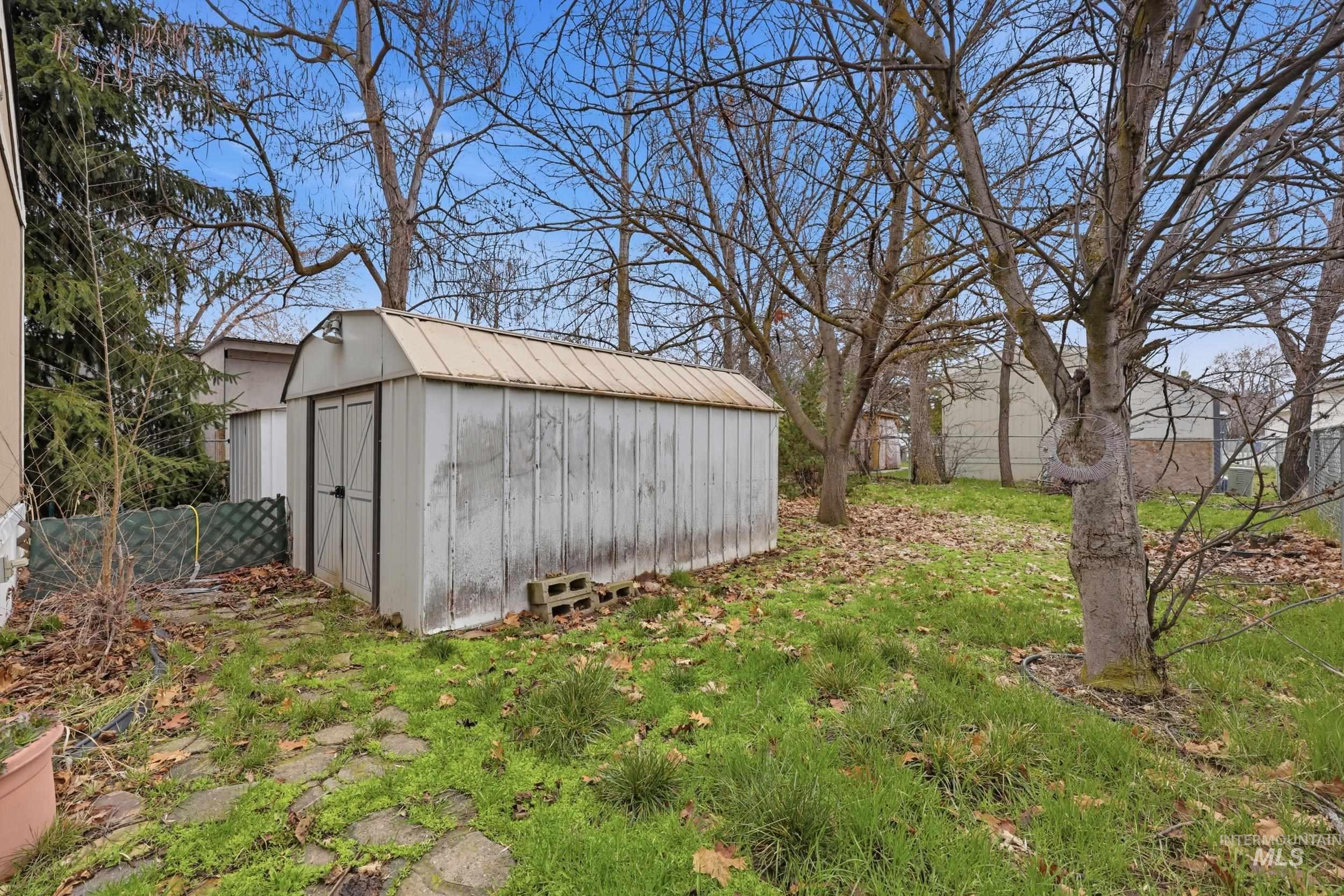 558 Silver City Dr, Boise, Idaho 83714, 2 Bedrooms, 2 Bathrooms, Residential For Sale, Price $39,900,MLS 98978134