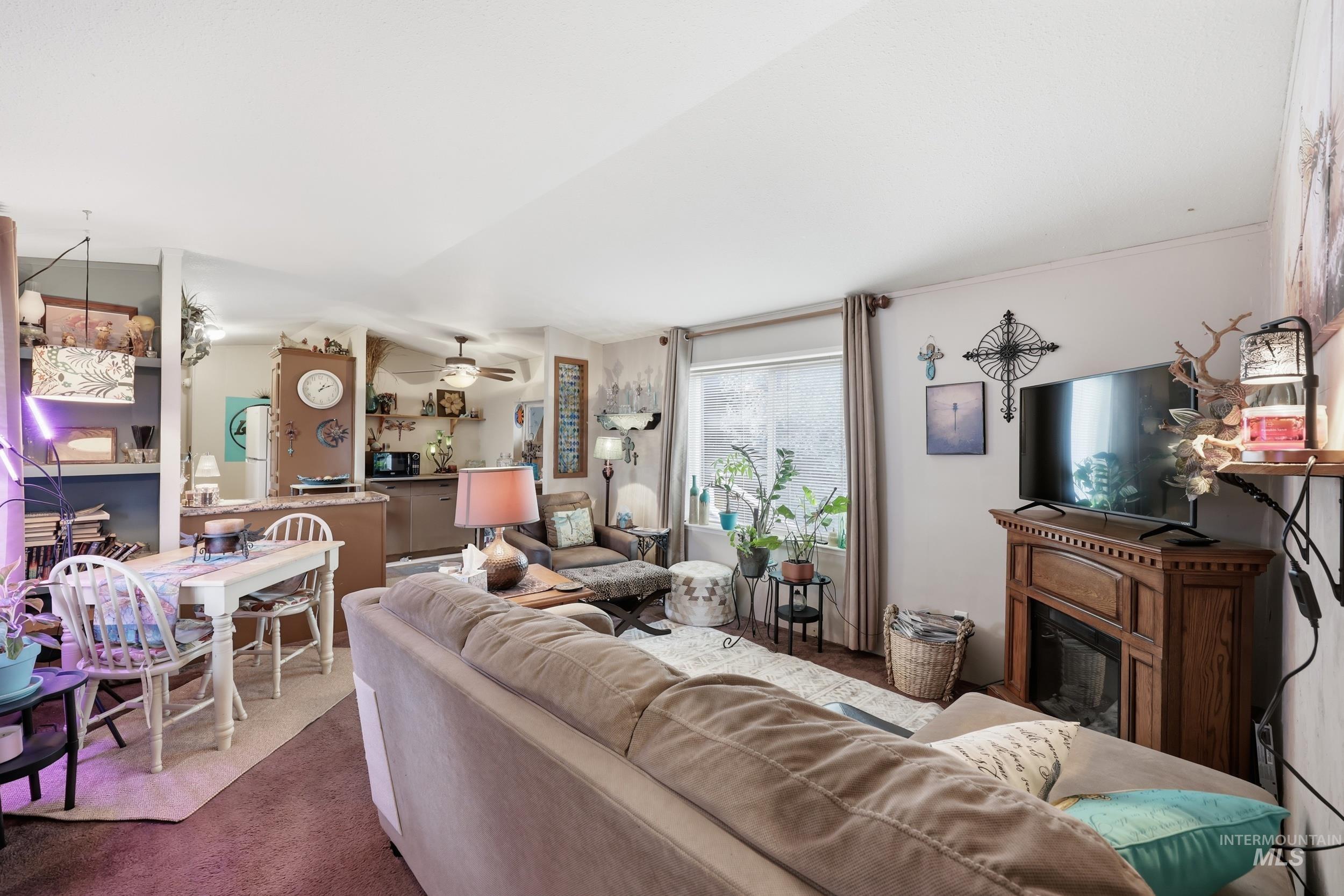 558 Silver City Dr, Boise, Idaho 83714, 2 Bedrooms, 2 Bathrooms, Residential For Sale, Price $39,900,MLS 98978134