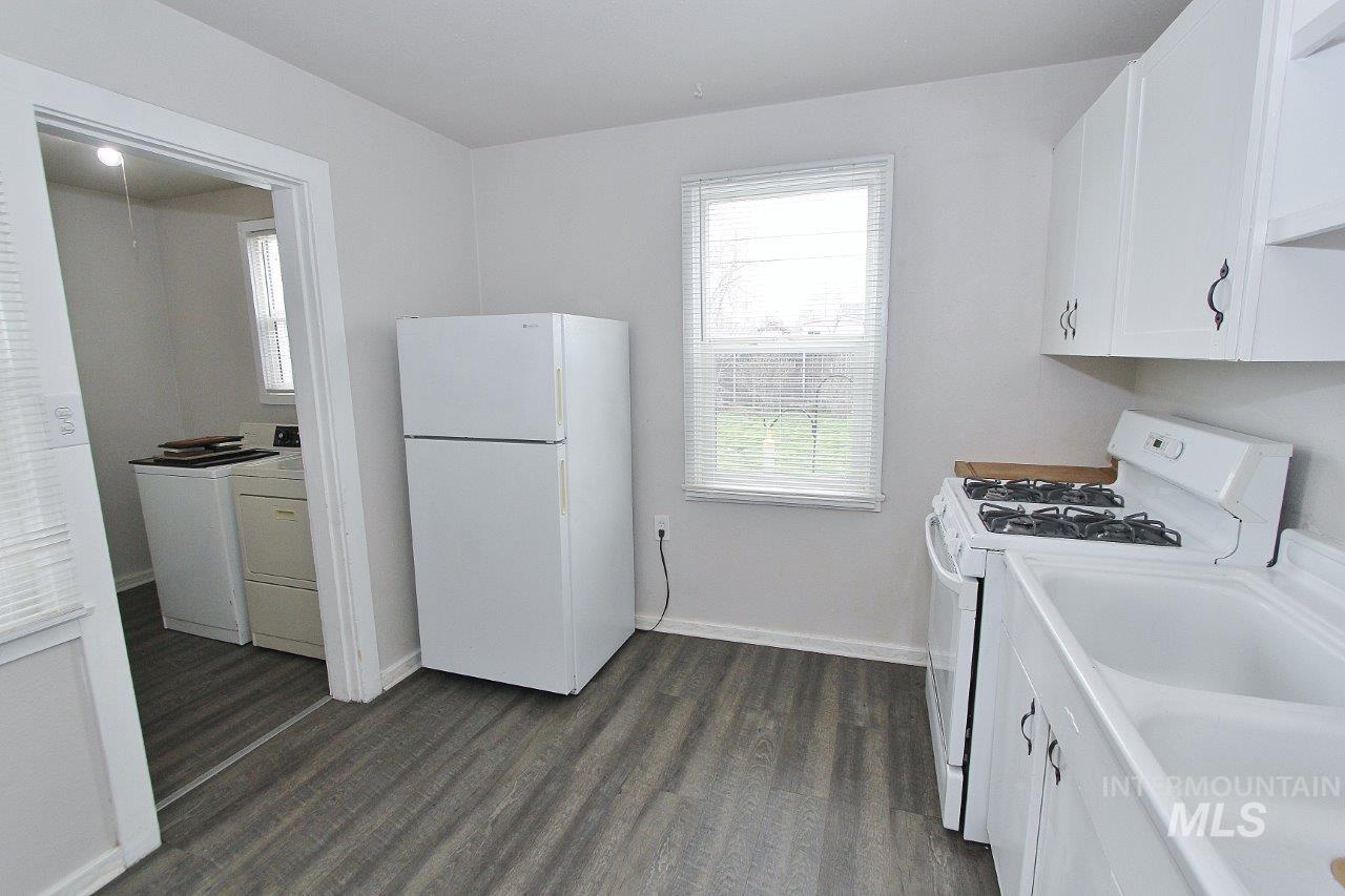 3885 W Pershing, Boise, Idaho 83705, 2 Bedrooms, 1 Bathroom, Rental For Rent, Price $1,385,MLS 98978135