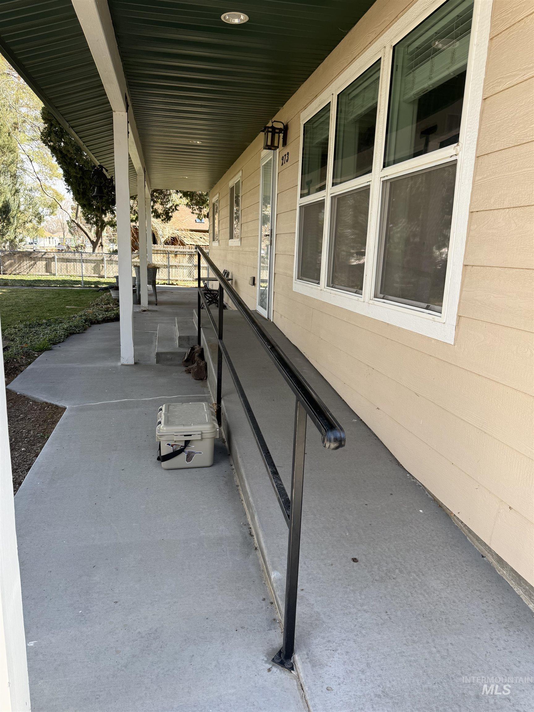 273 W Snake River Ave, Glenns Ferry, Idaho 83623, 3 Bedrooms, 2 Bathrooms, Residential For Sale, Price $379,000,MLS 98978136