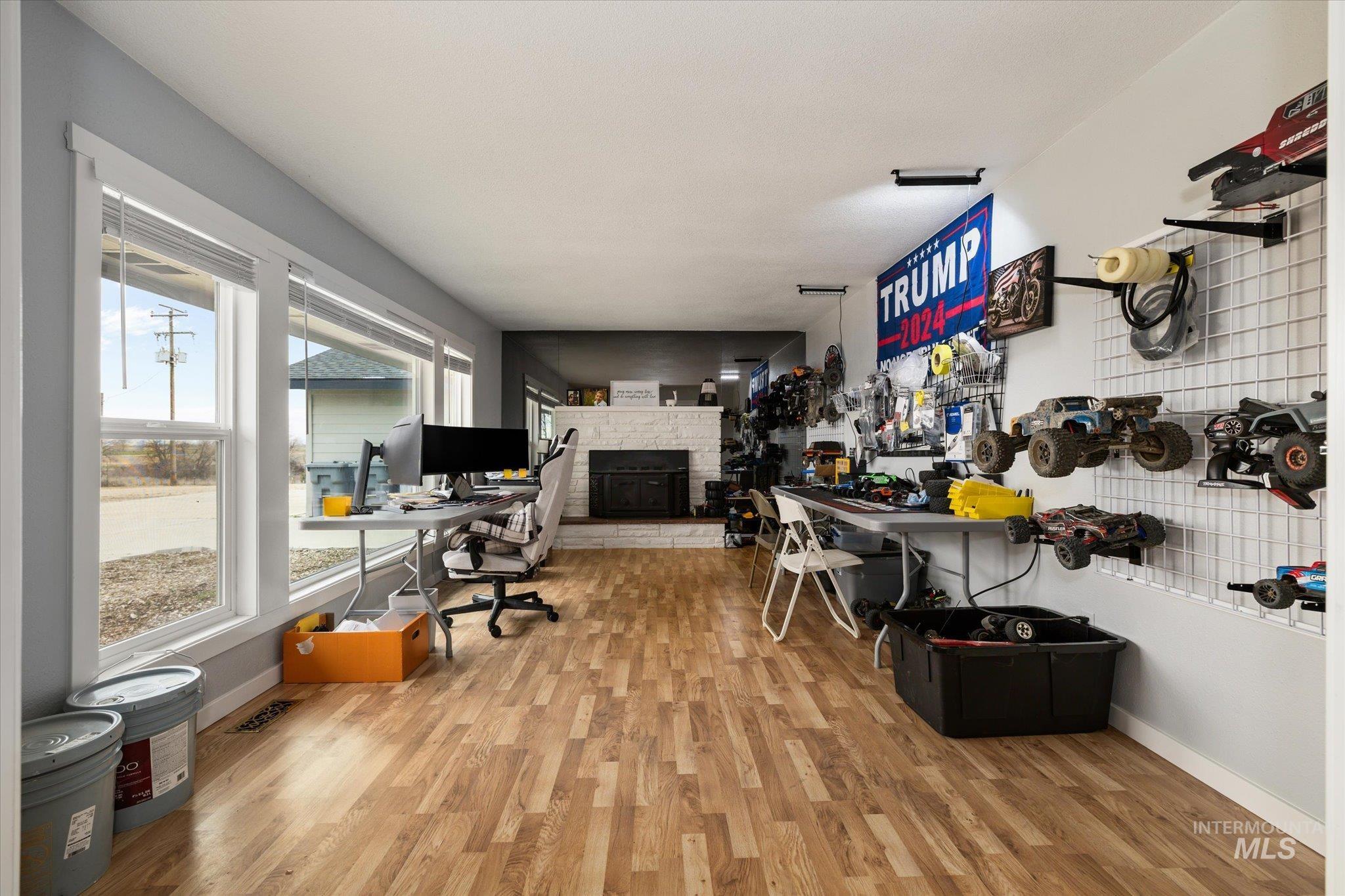 15032 Hollow Rd, Caldwell, Idaho 83607, 5 Bedrooms, 3 Bathrooms, Residential For Sale, Price $825,000, 98978138