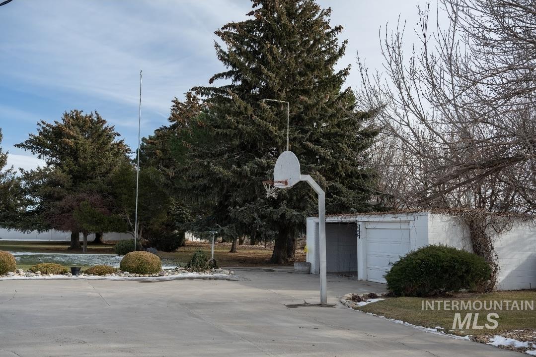 549 W 800 South, Burley, Idaho 83318, 7 Bedrooms, 2 Bathrooms, Residential For Sale, Price $624,750, 98978139