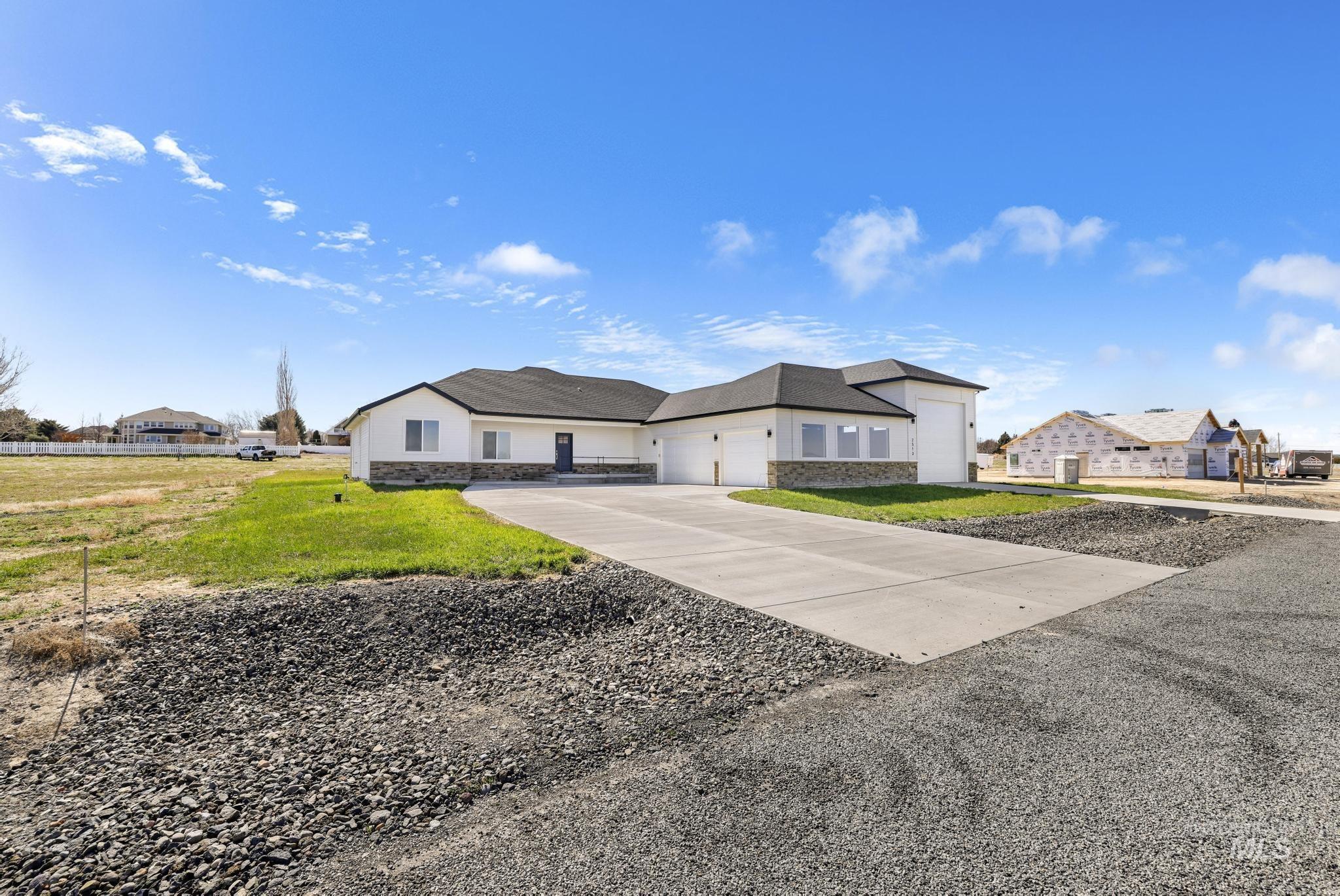 2513 Van Gogh, Twin Falls, Idaho 83301, 4 Bedrooms, 2.5 Bathrooms, Residential For Sale, Price $815,000, 98978140