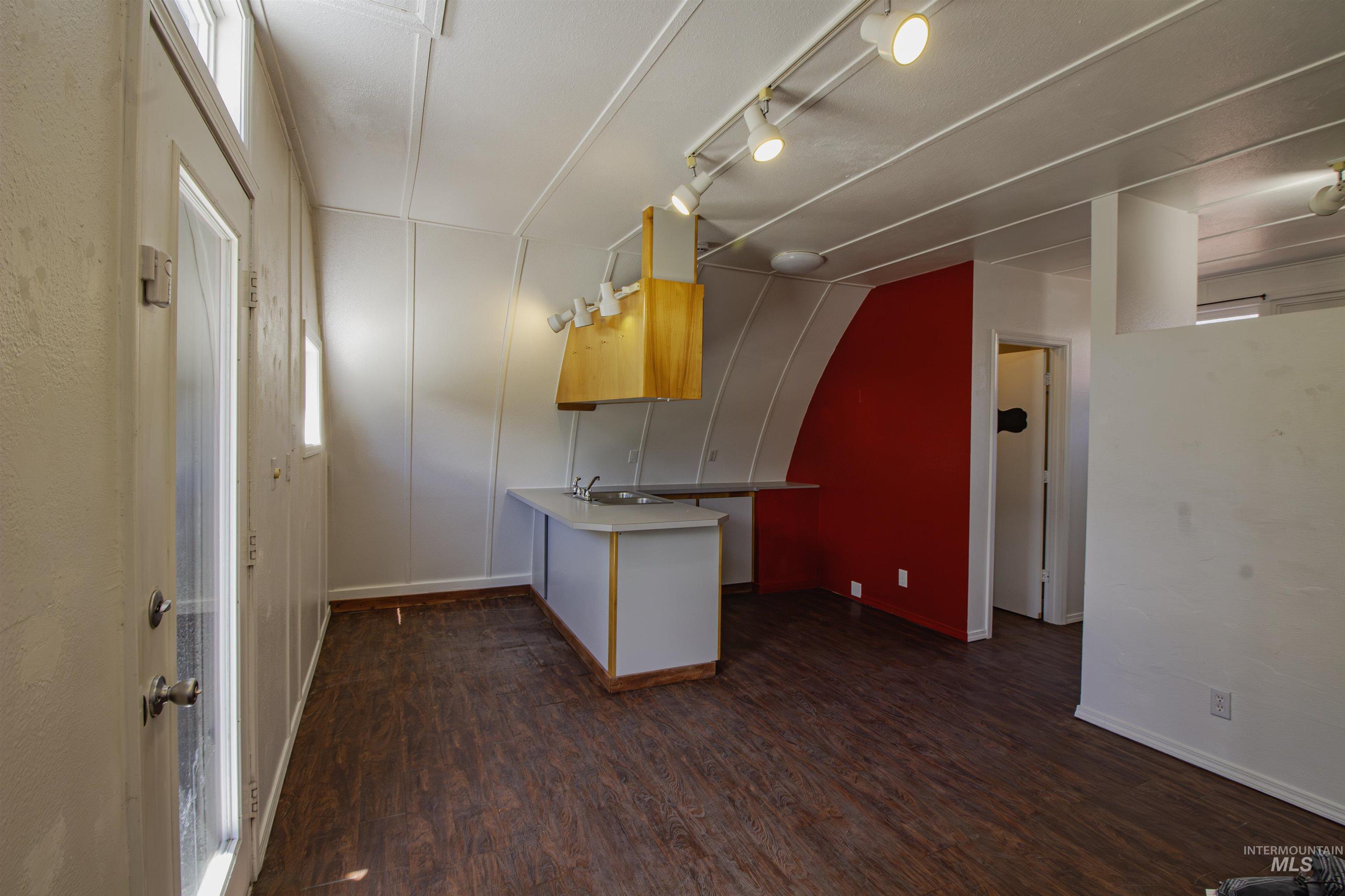 161 SE 5th Ave., Ontario, Oregon 97914, 2 Bedrooms, 1 Bathroom, Residential For Sale, Price $265,000, 98978143