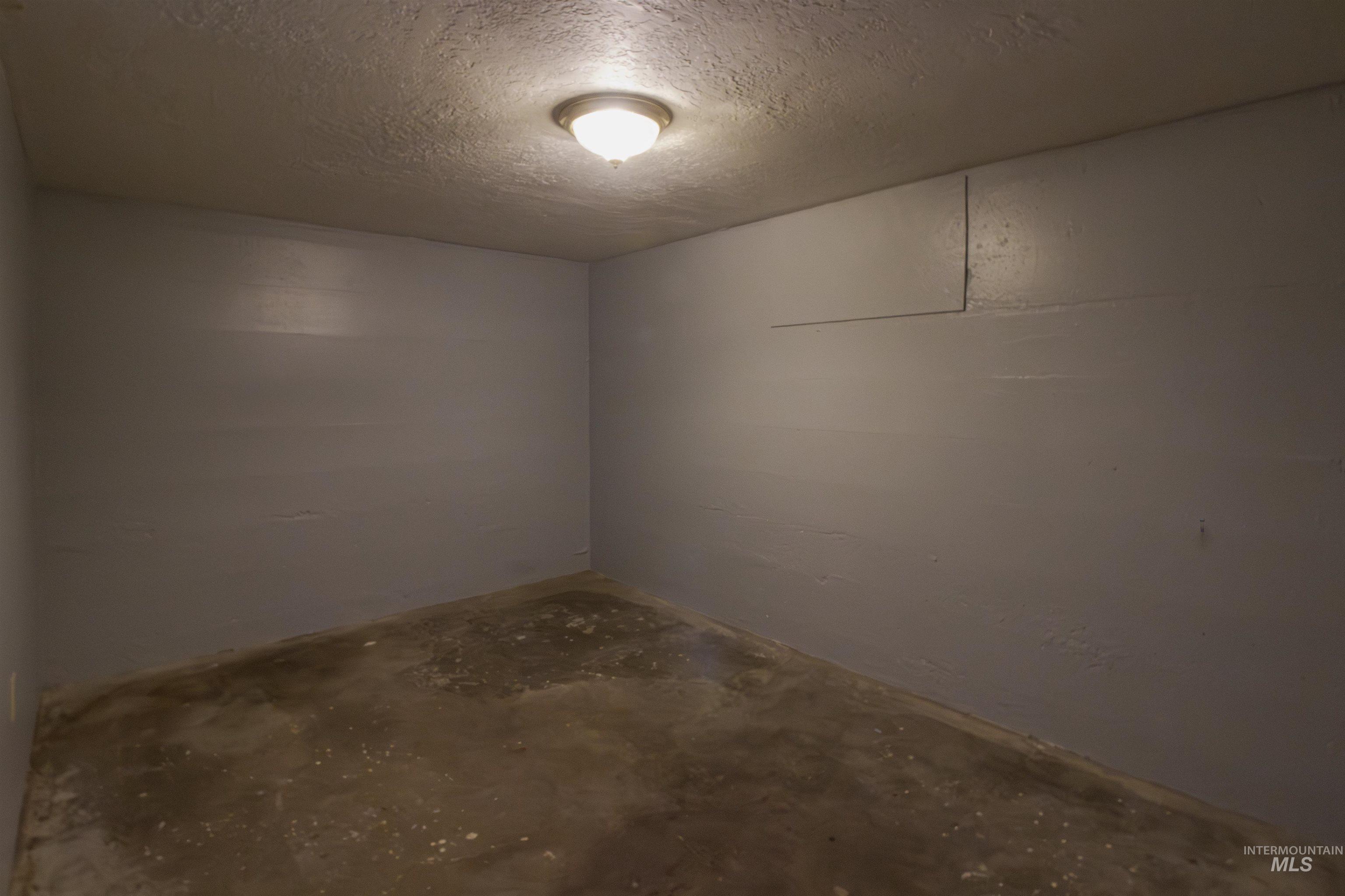 161 SE 5th Ave., Ontario, Oregon 97914, 2 Bedrooms, 1 Bathroom, Residential For Sale, Price $265,000, 98978143