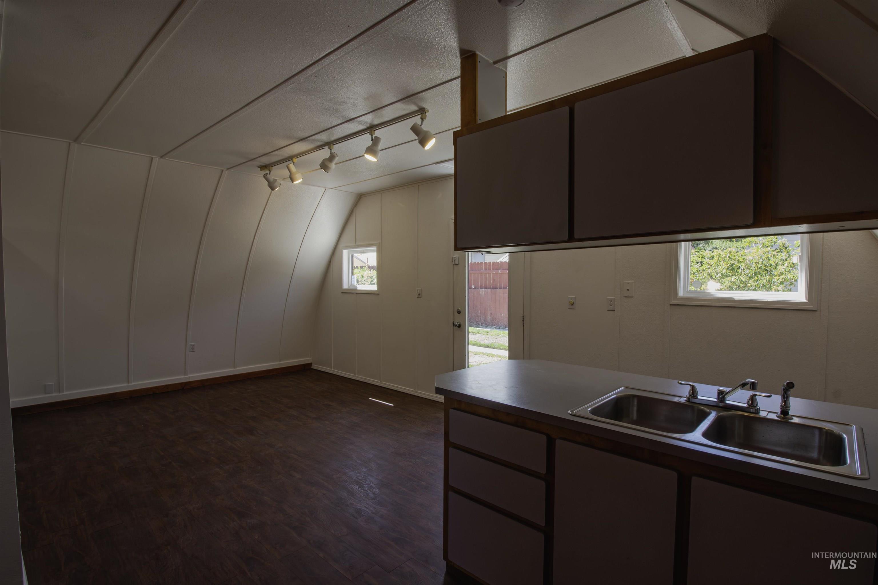 161 SE 5th Avenue, Ontario, Idaho 97914, Business/Commercial For Sale, Price $265,000,MLS 98978144