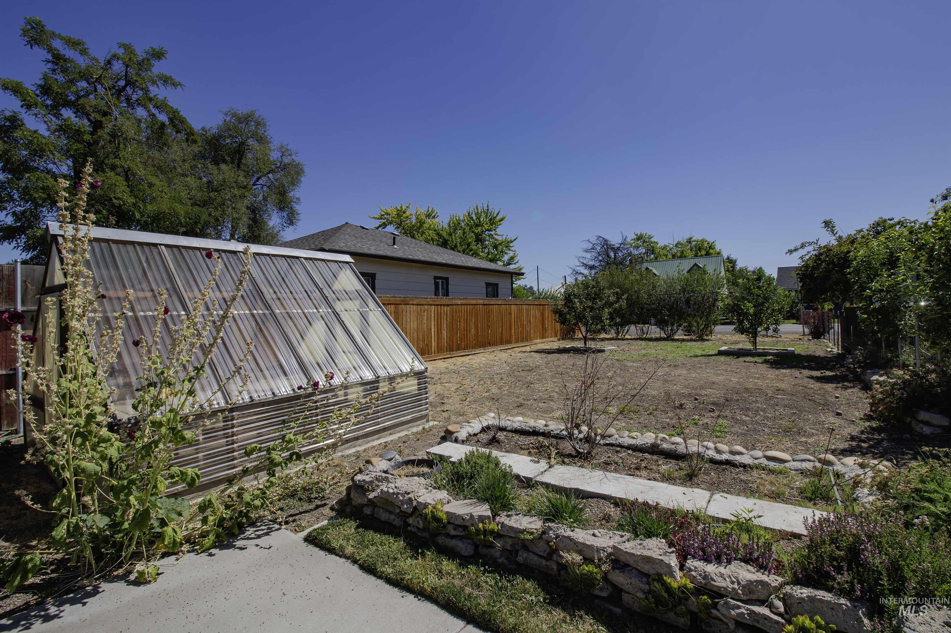 161 SE 5th Avenue, Ontario, Idaho 97914, Business/Commercial For Sale, Price $265,000,MLS 98978144