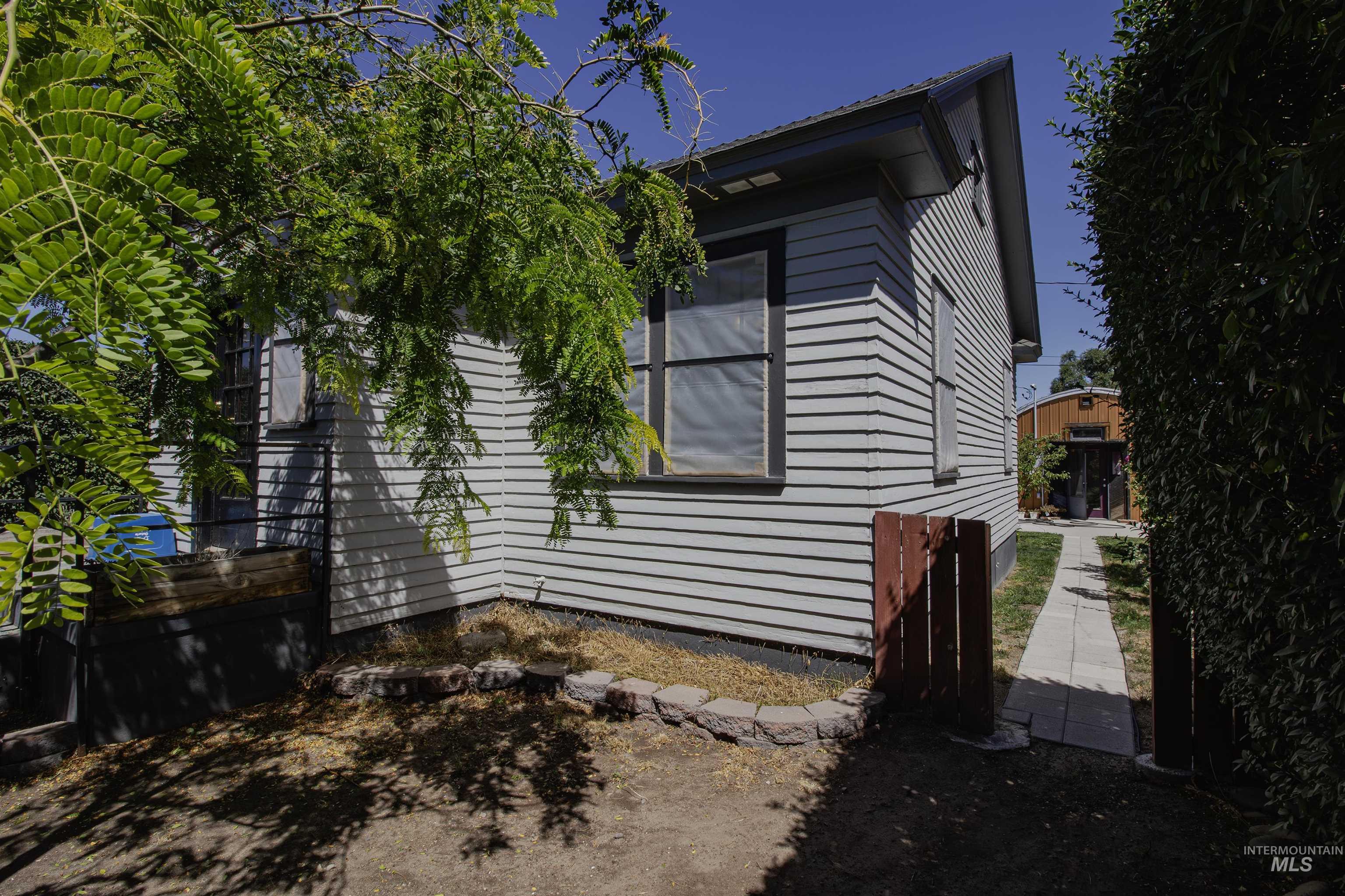 161 SE 5th Avenue, Ontario, Idaho 97914, Business/Commercial For Sale, Price $265,000,MLS 98978144