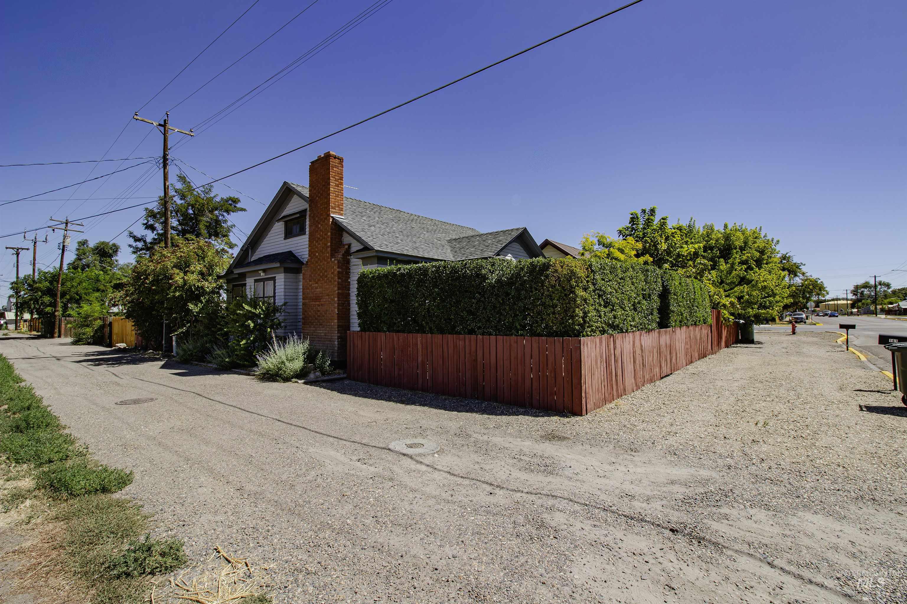 161 SE 5th Avenue, Ontario, Idaho 97914, Business/Commercial For Sale, Price $265,000,MLS 98978144