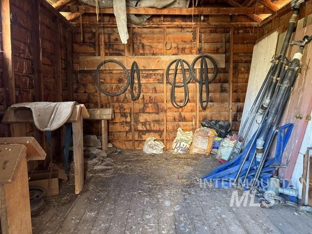 2580 Schweizer Rd, Nyssa, Oregon 97913, 3 Bedrooms, 2 Bathrooms, Farm & Ranch For Sale, Price $979,900,MLS 98978145